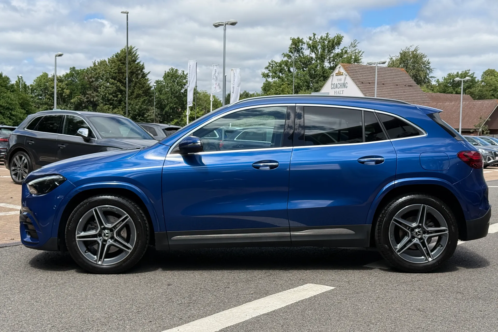 MERCEDES-BENZ GLA thumbnail image number 46