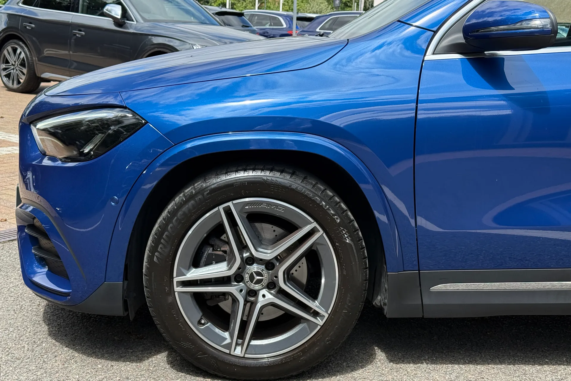MERCEDES-BENZ GLA thumbnail image number 48