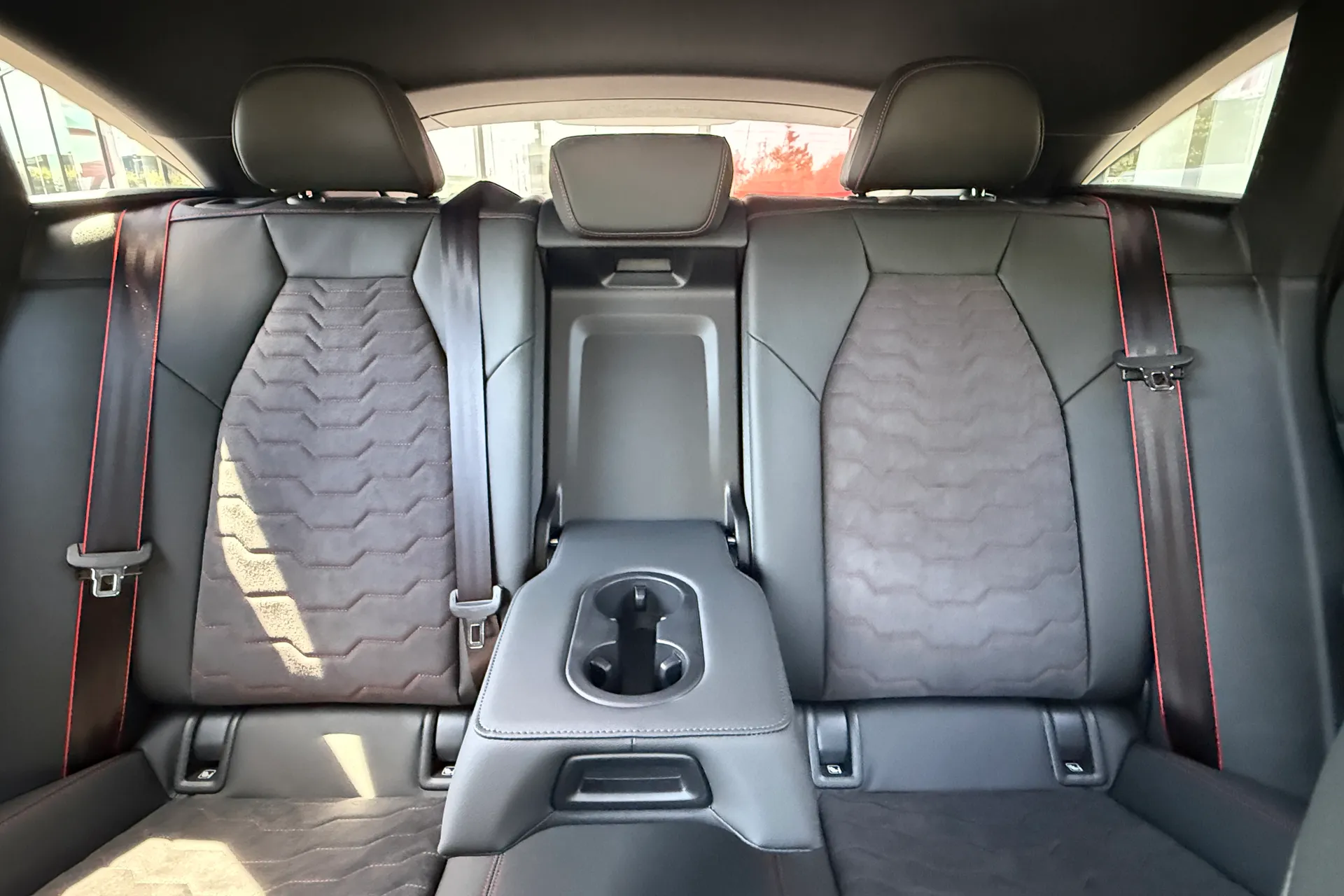 Audi A6 e-tron Sportback thumbnail image number 46