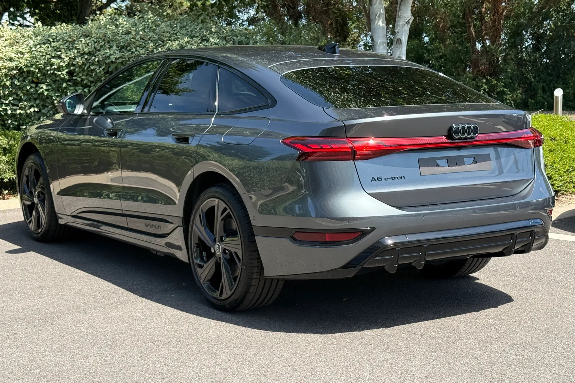Audi A6 e-tron Sportback thumbnail image number 9