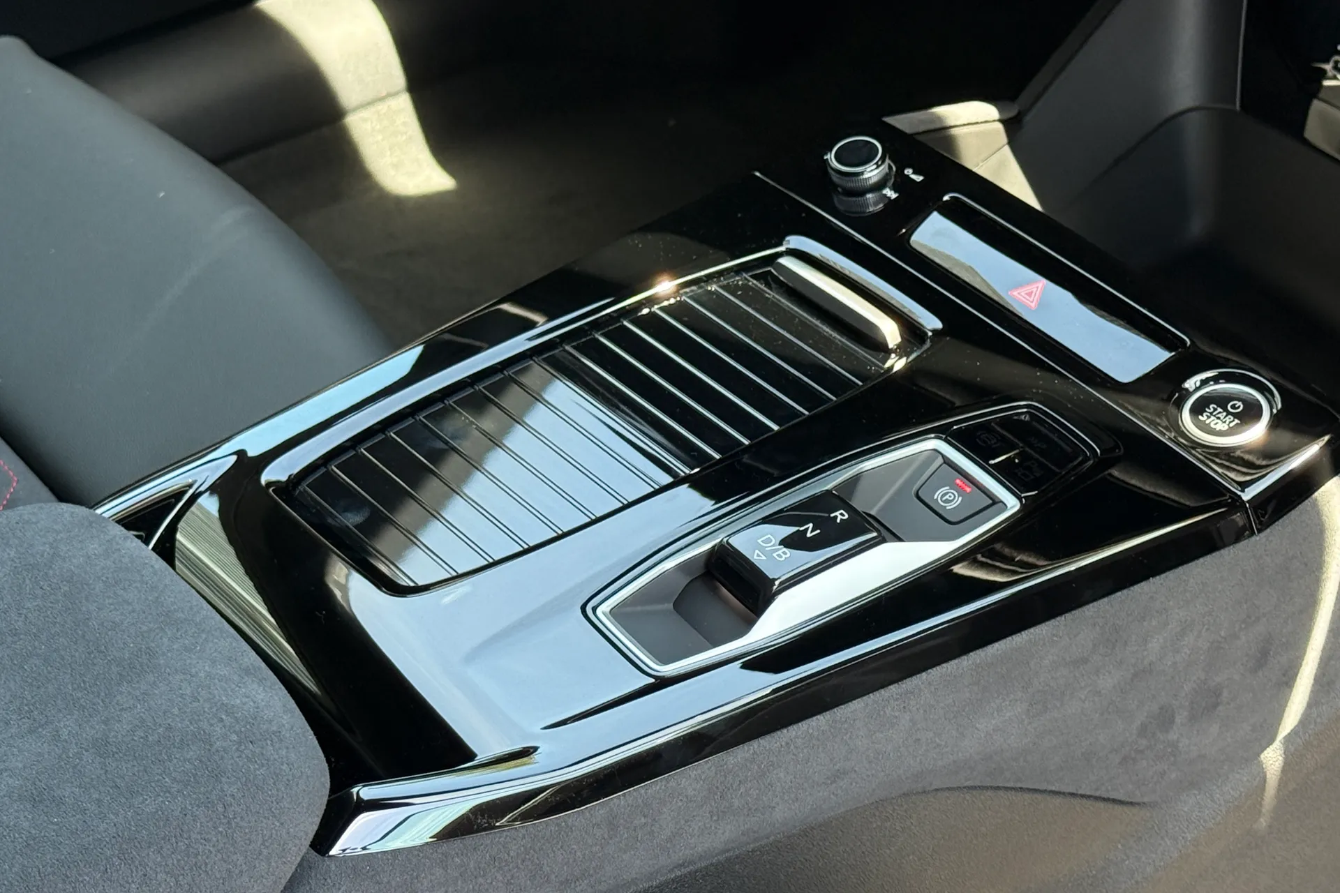 Audi A6 e-tron Sportback thumbnail image number 15