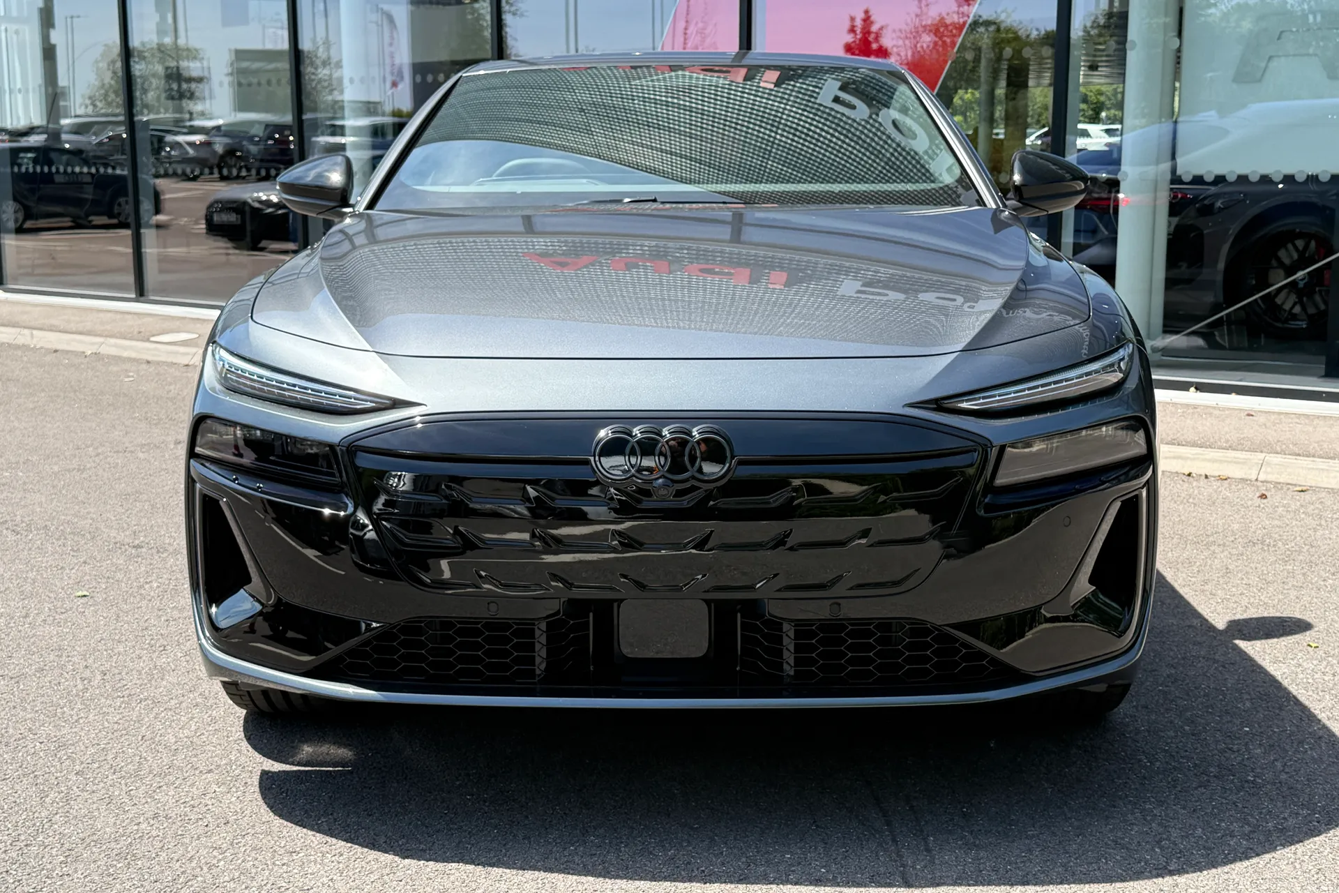 Audi A6 e-tron Sportback thumbnail image number 7