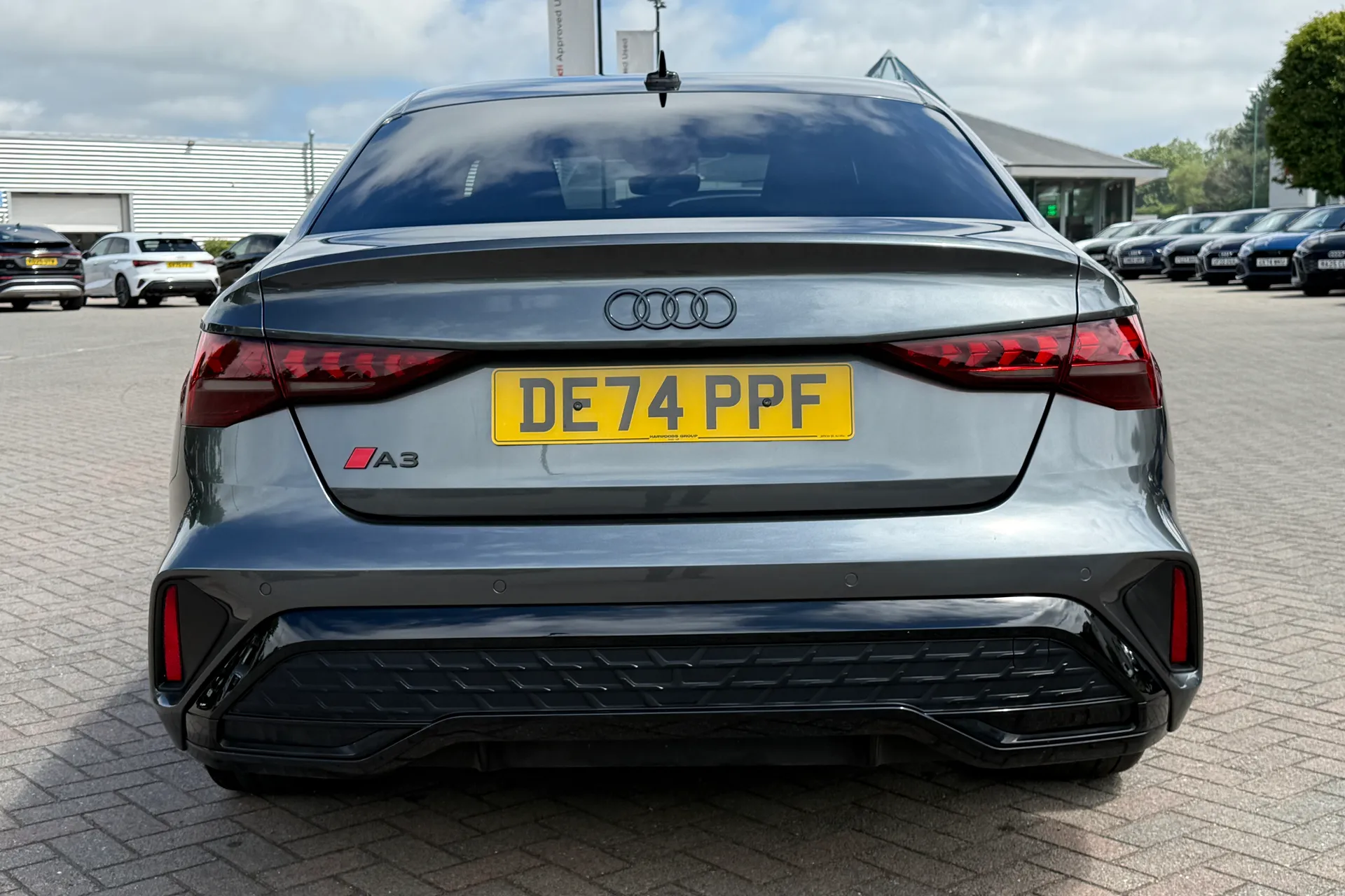 Audi A3 thumbnail image number 35