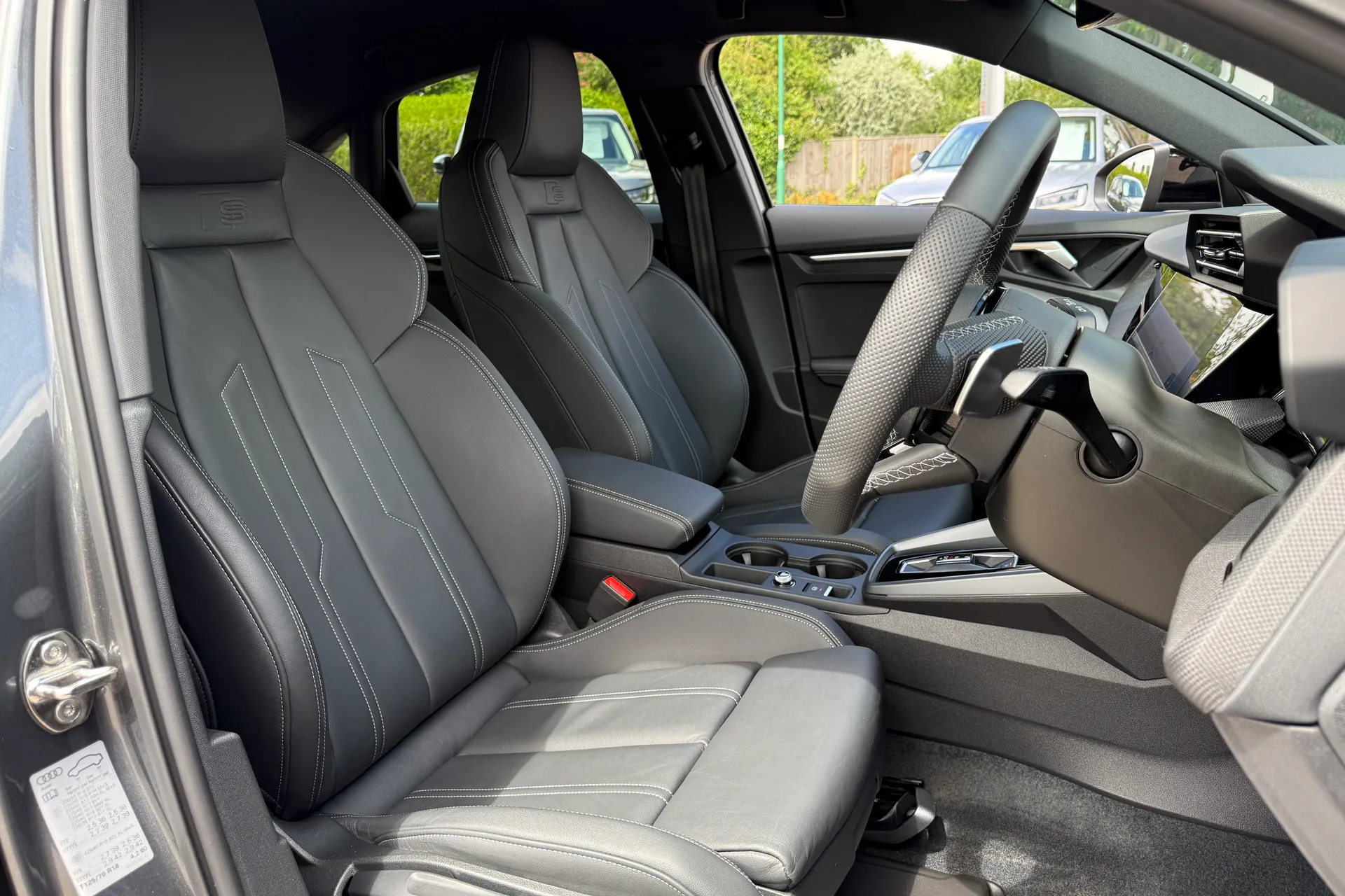 Audi A3 thumbnail image number 29