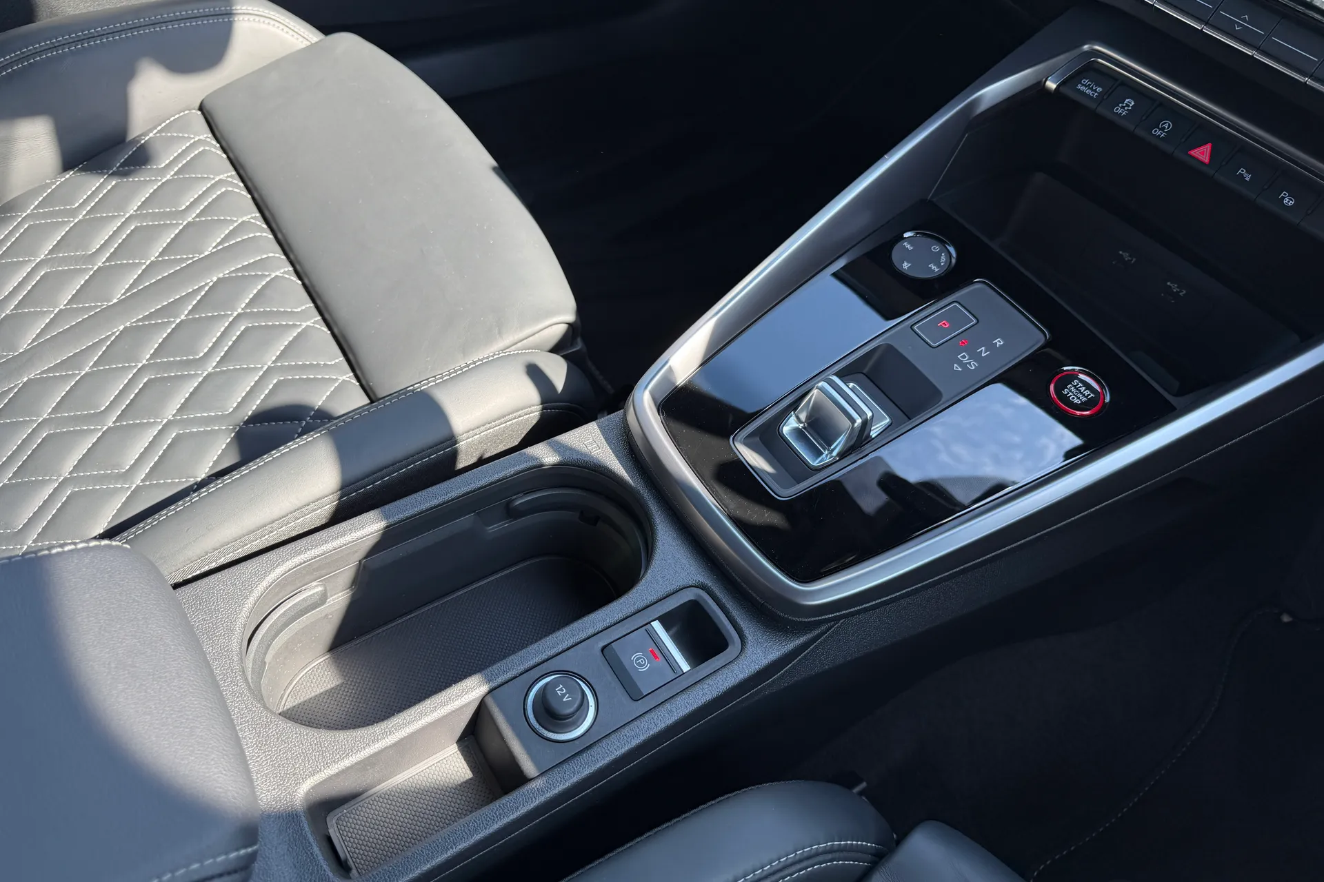 Audi A3 thumbnail image number 44