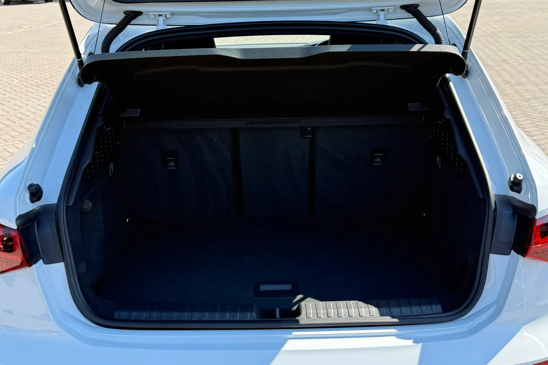 Audi A3 thumbnail image number 39