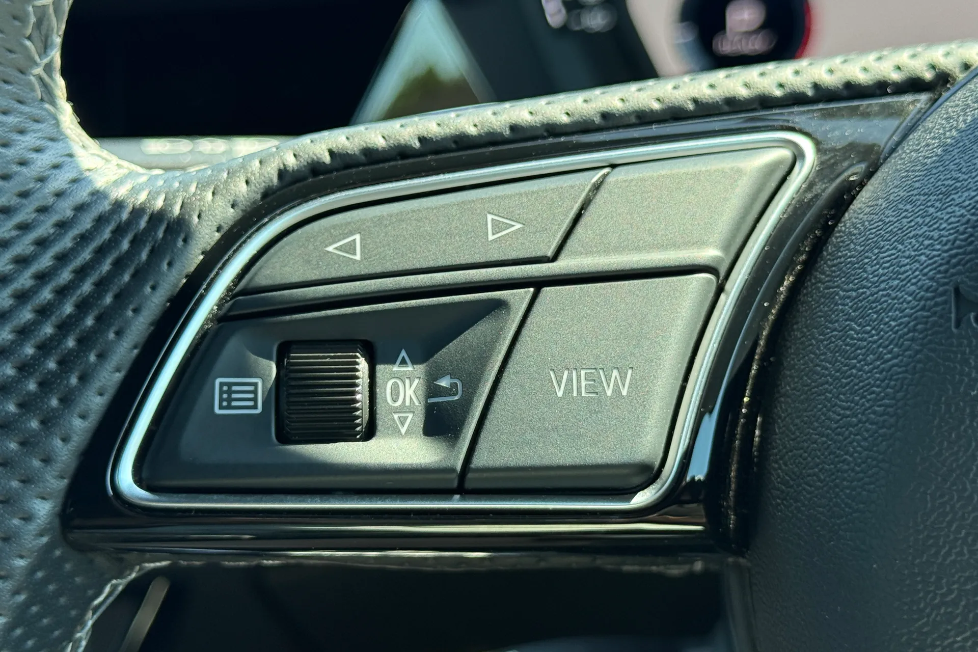Audi A3 thumbnail image number 25