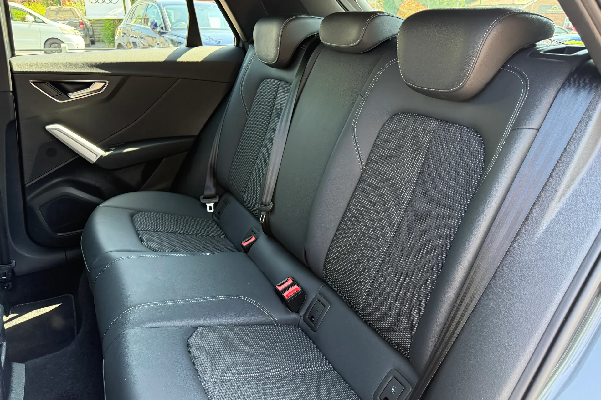 Audi Q2 thumbnail image number 40