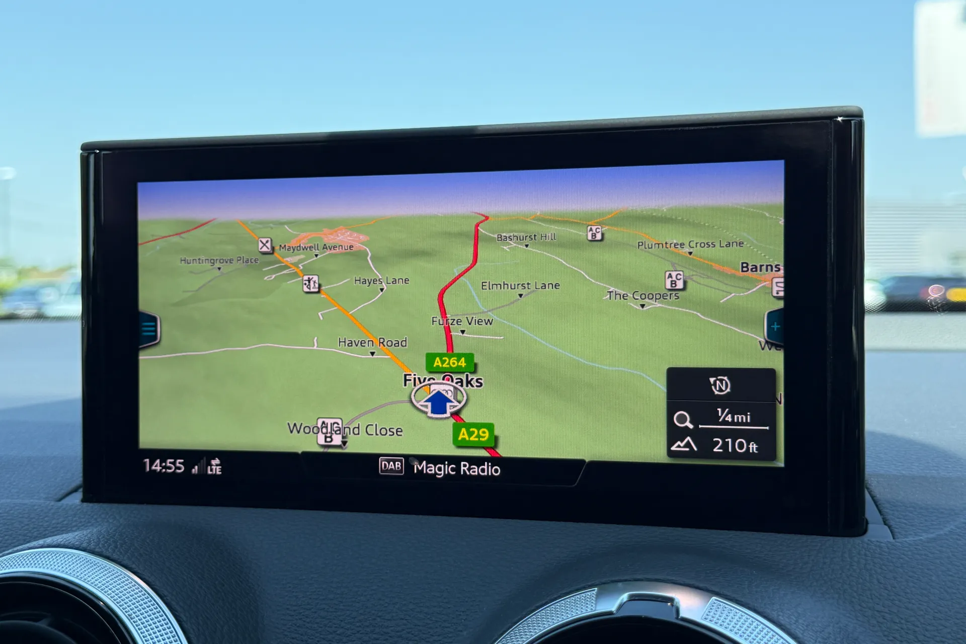 Audi Q2 thumbnail image number 4
