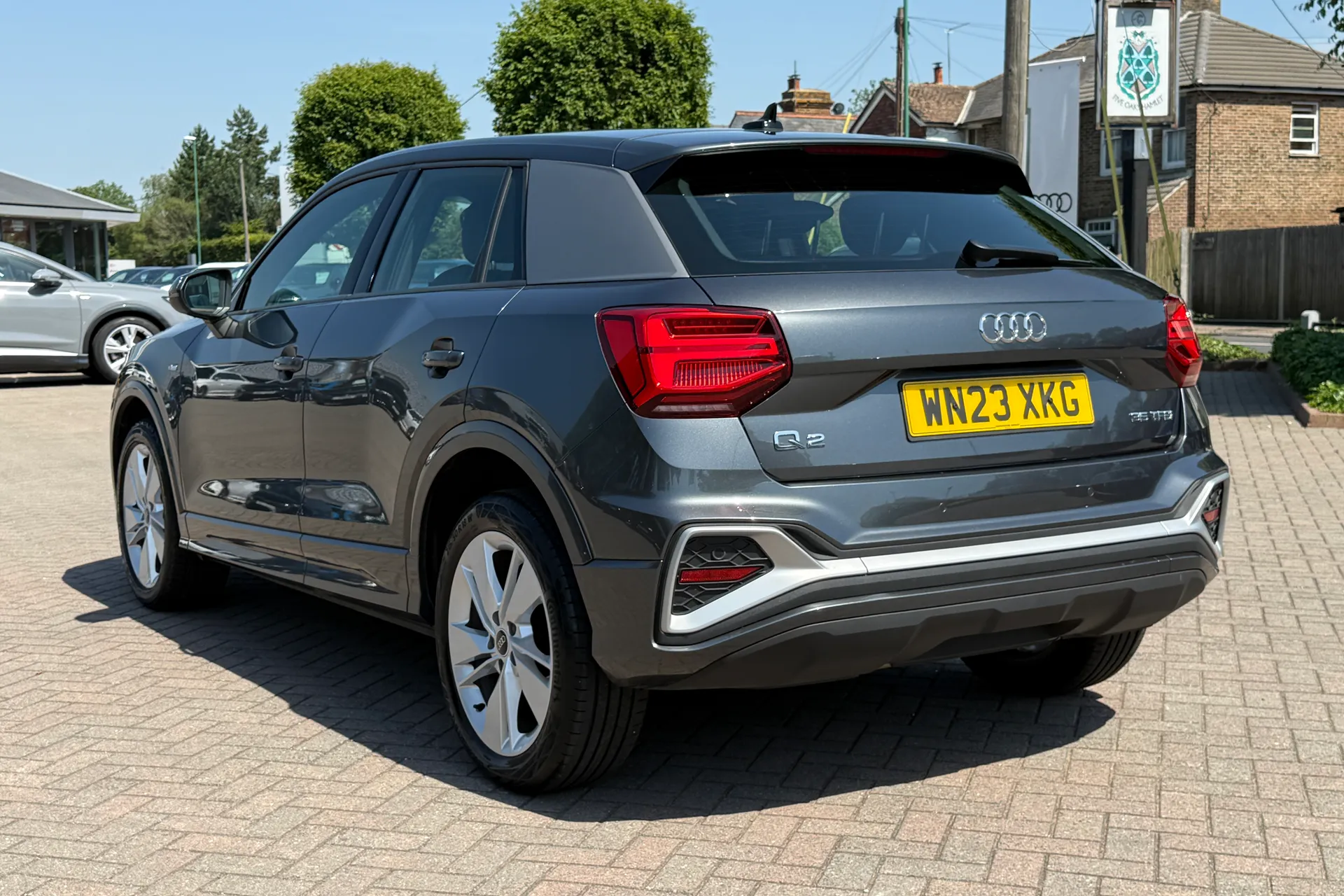Audi Q2 thumbnail image number 32