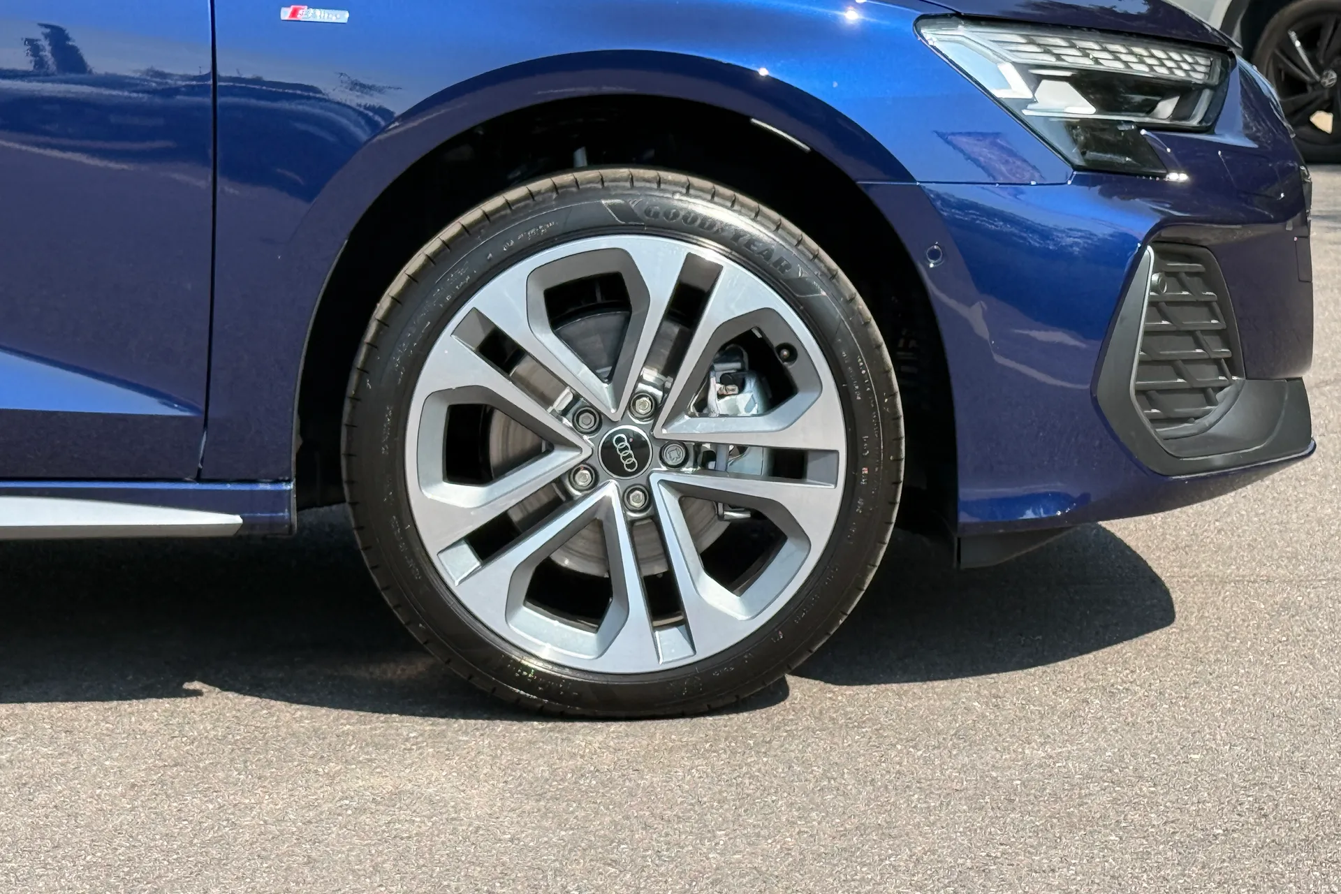 Audi A3 thumbnail image number 8