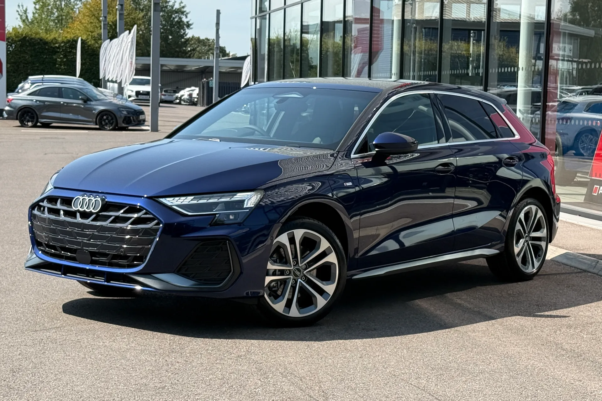 Audi A3 thumbnail image number 6
