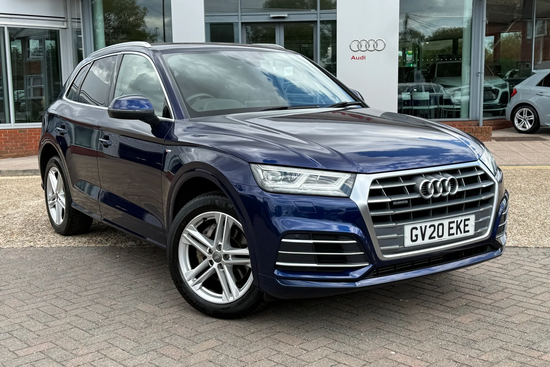 Audi Q5 thumbnail image number 18