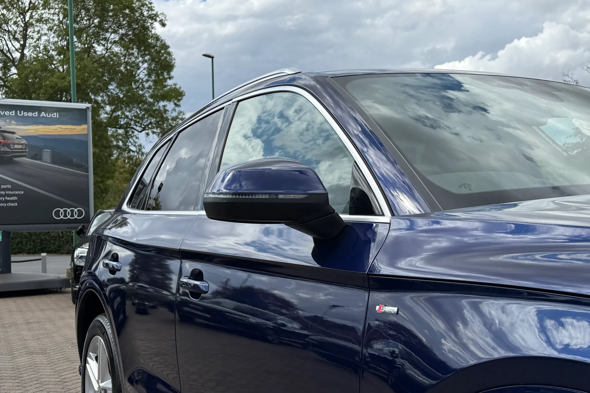 Audi Q5 thumbnail image number 42
