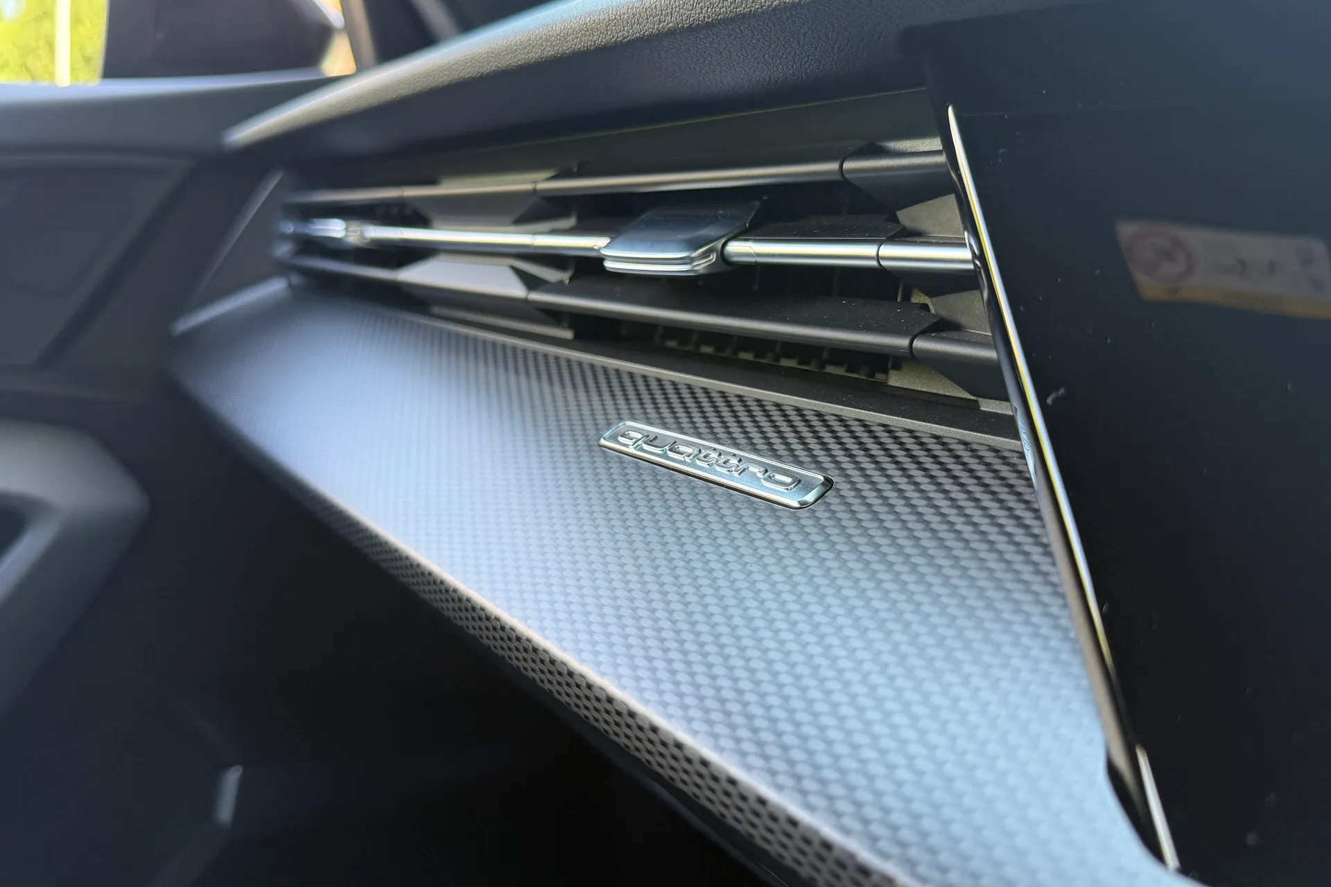 Audi RS3 thumbnail image number 12