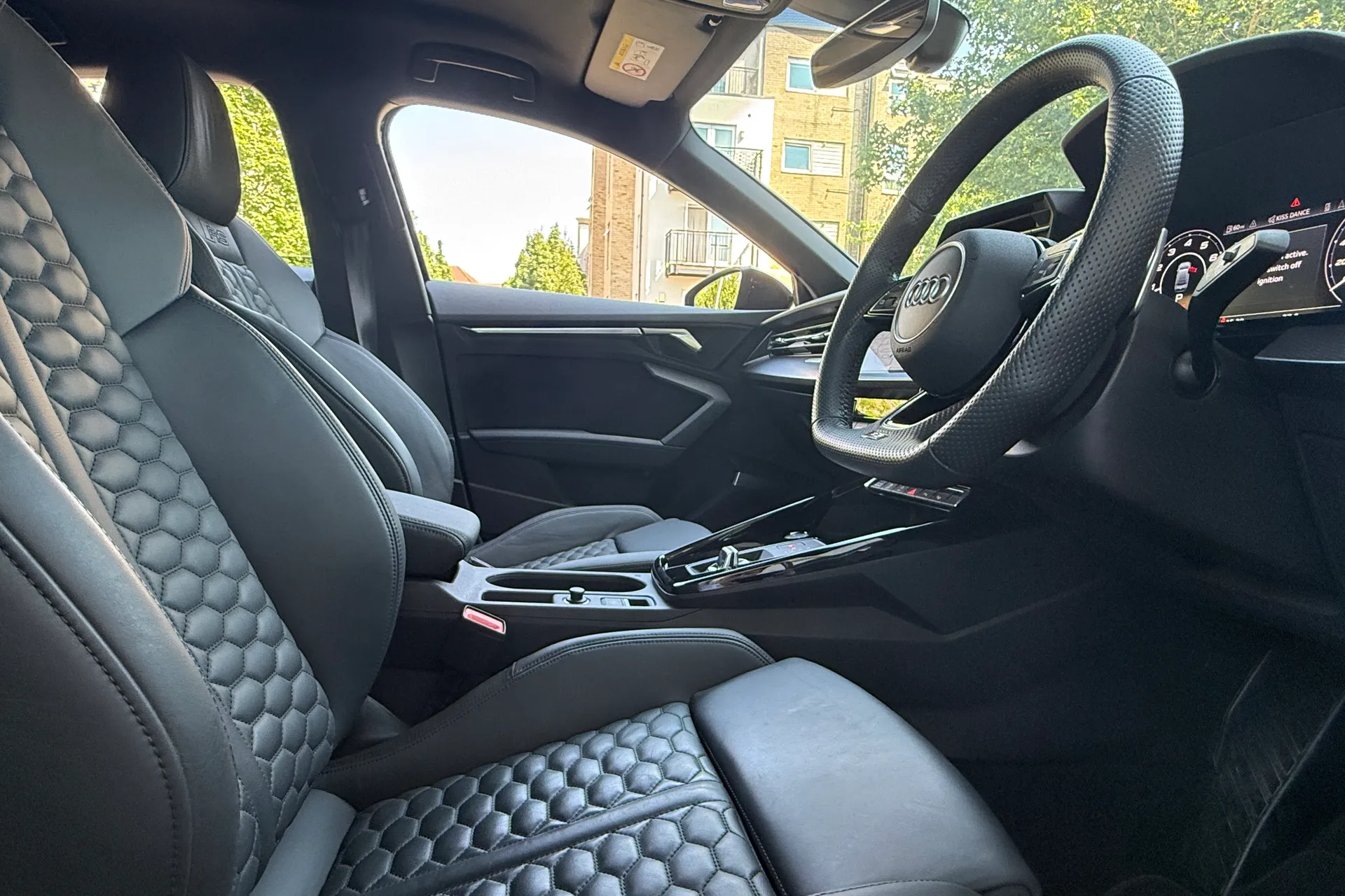 Audi RS3 thumbnail image number 7