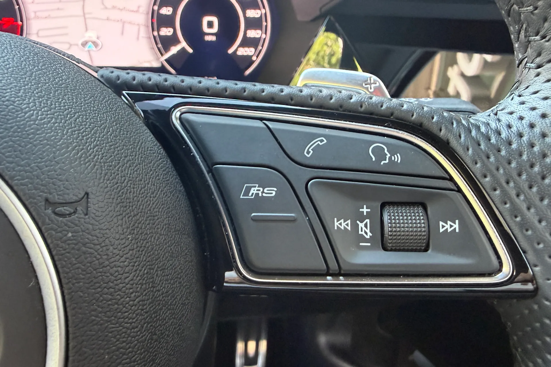 Audi RS3 thumbnail image number 15