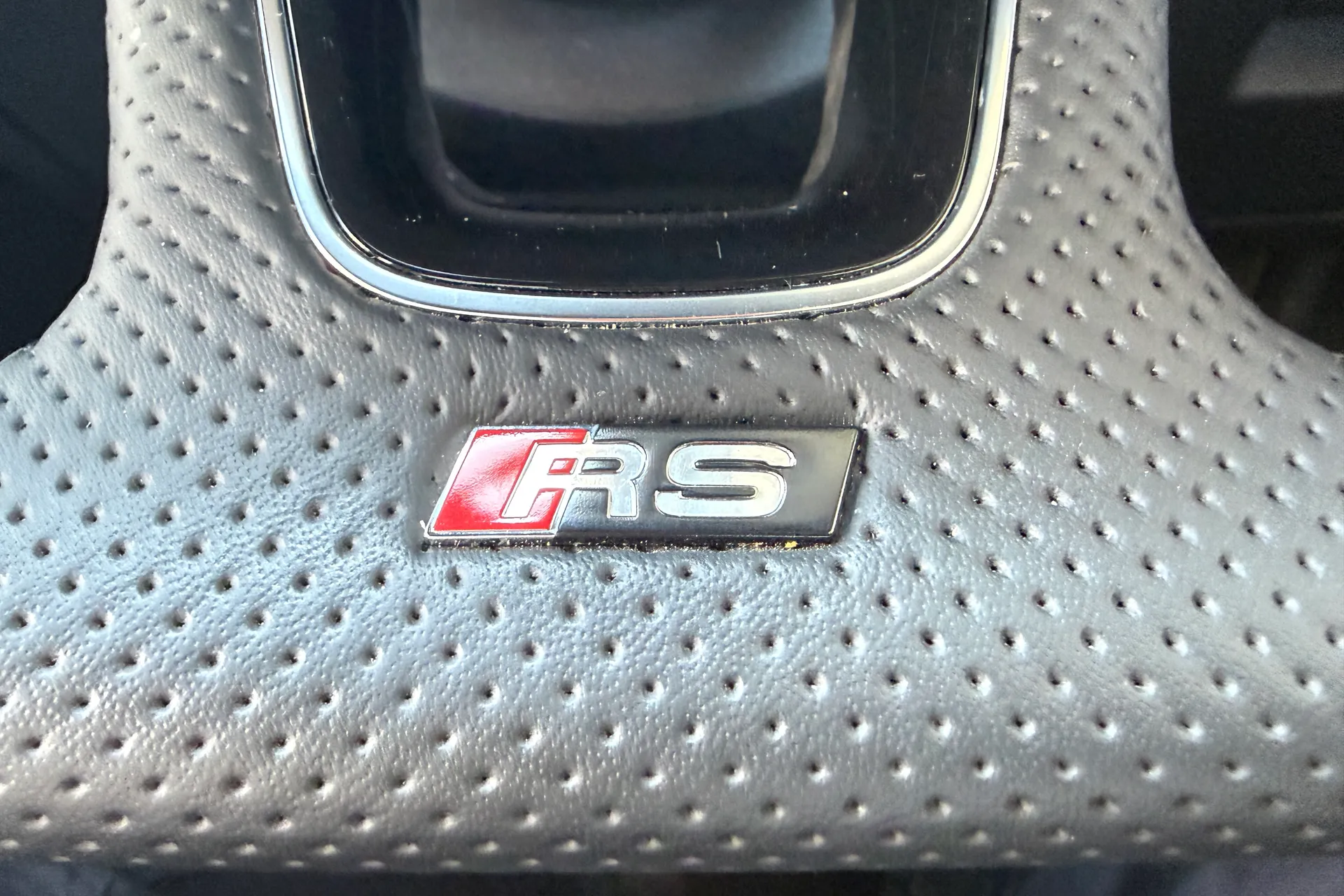 Audi RS3 thumbnail image number 16