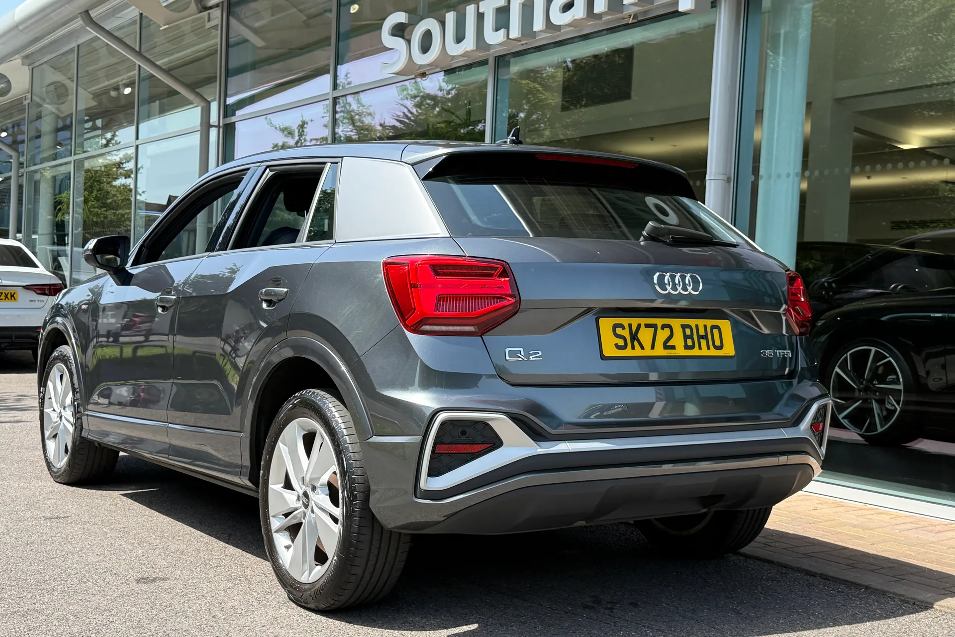 Audi Q2 thumbnail image number 46