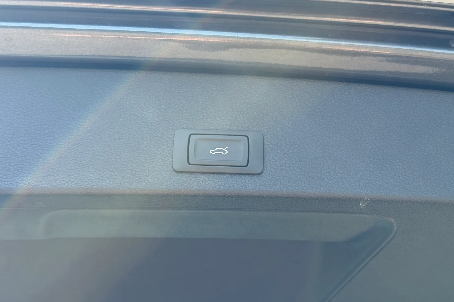 Audi Q2 thumbnail image number 44