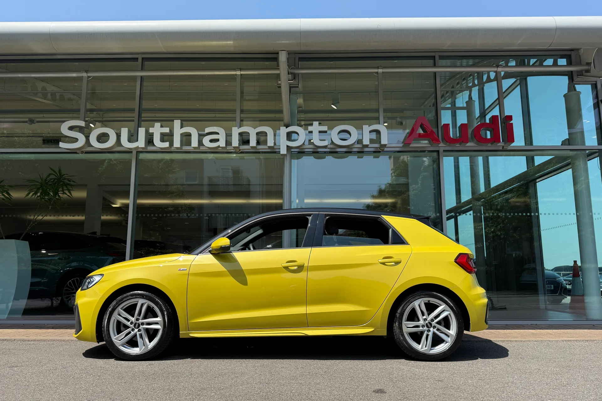 Audi A1 thumbnail image number 53