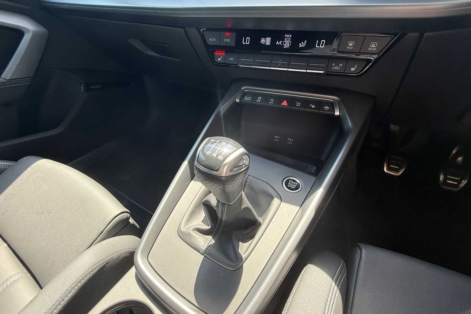 Audi A3 thumbnail image number 24