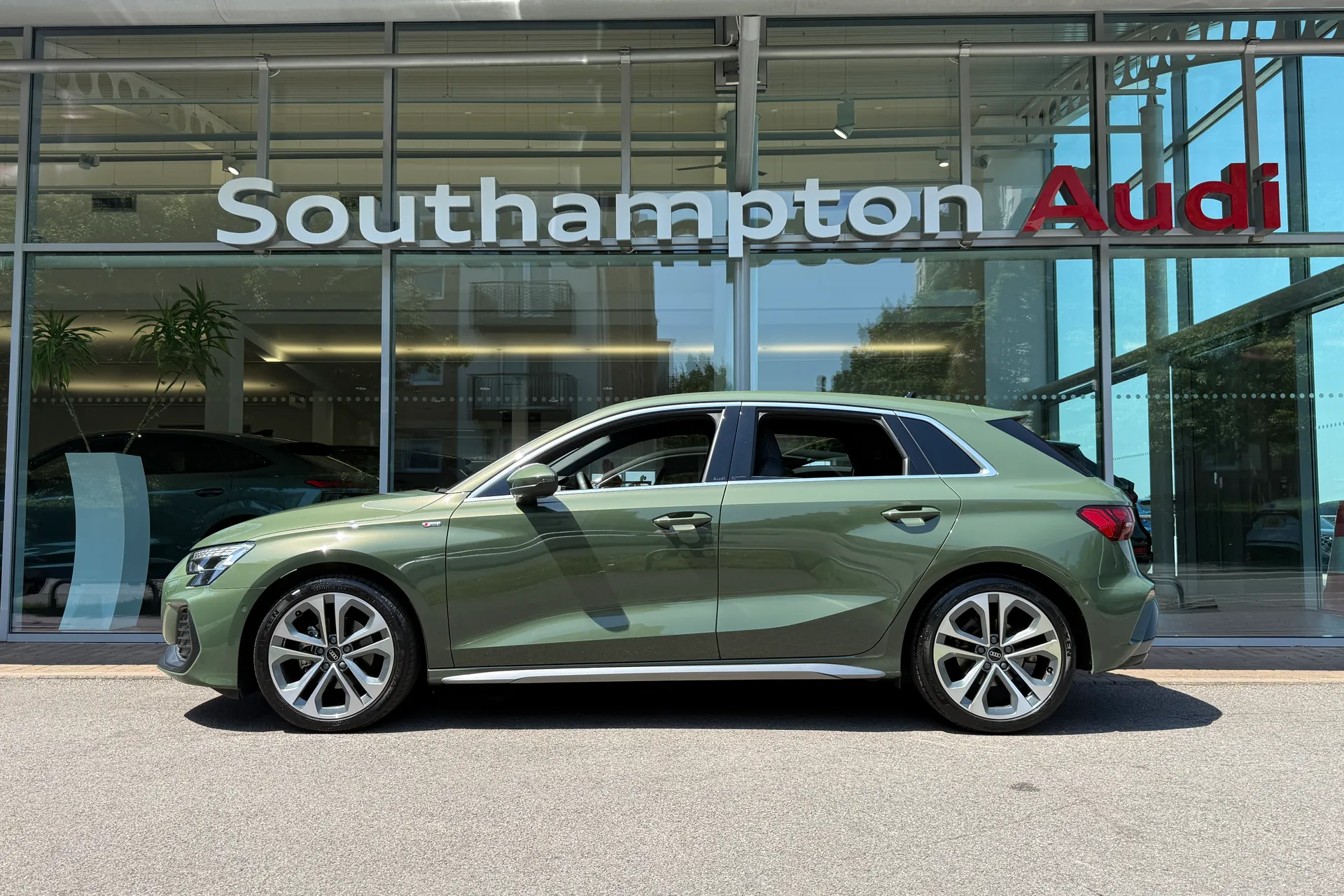 Audi A3 thumbnail image number 59