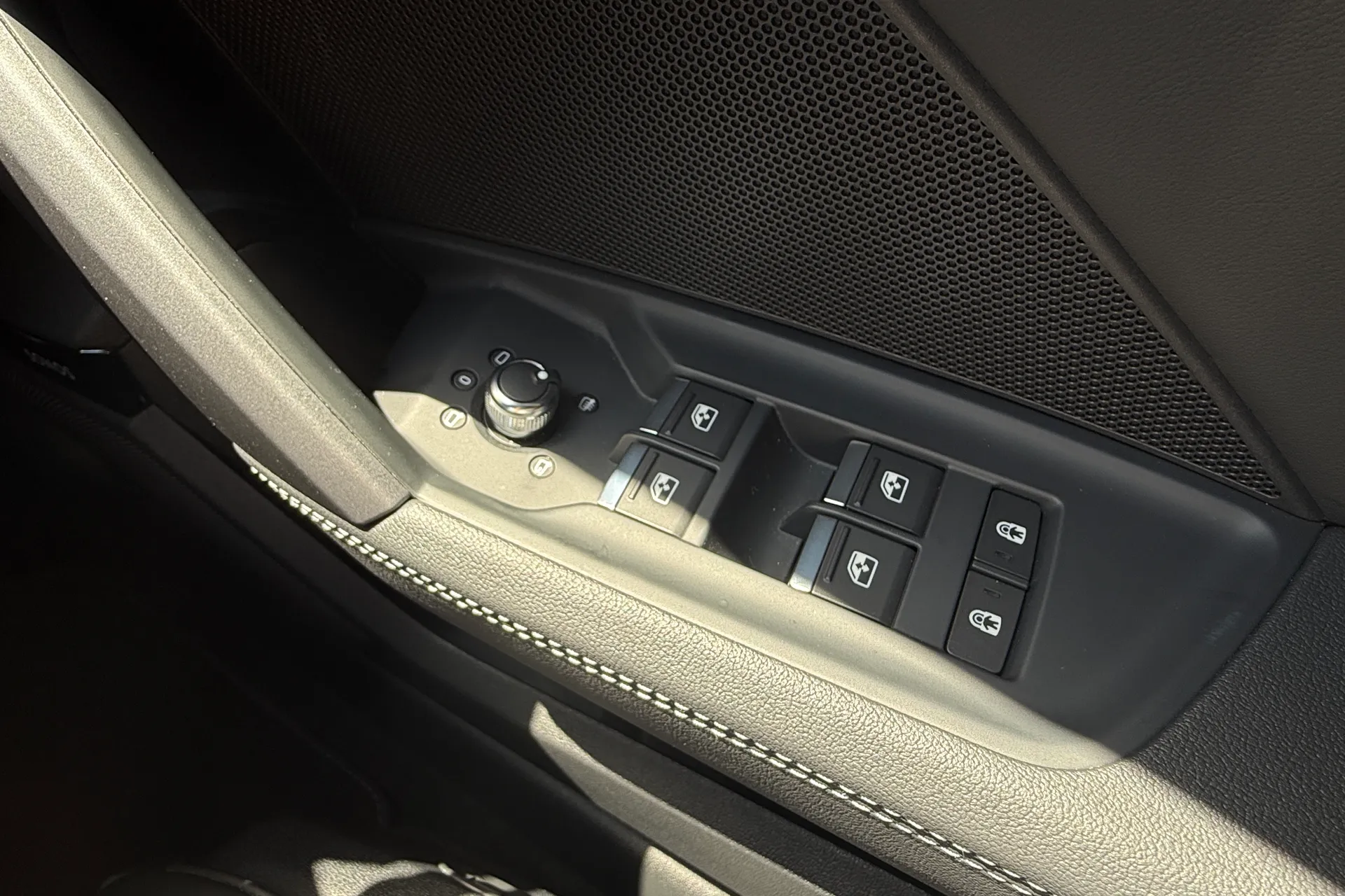 Audi A3 thumbnail image number 35