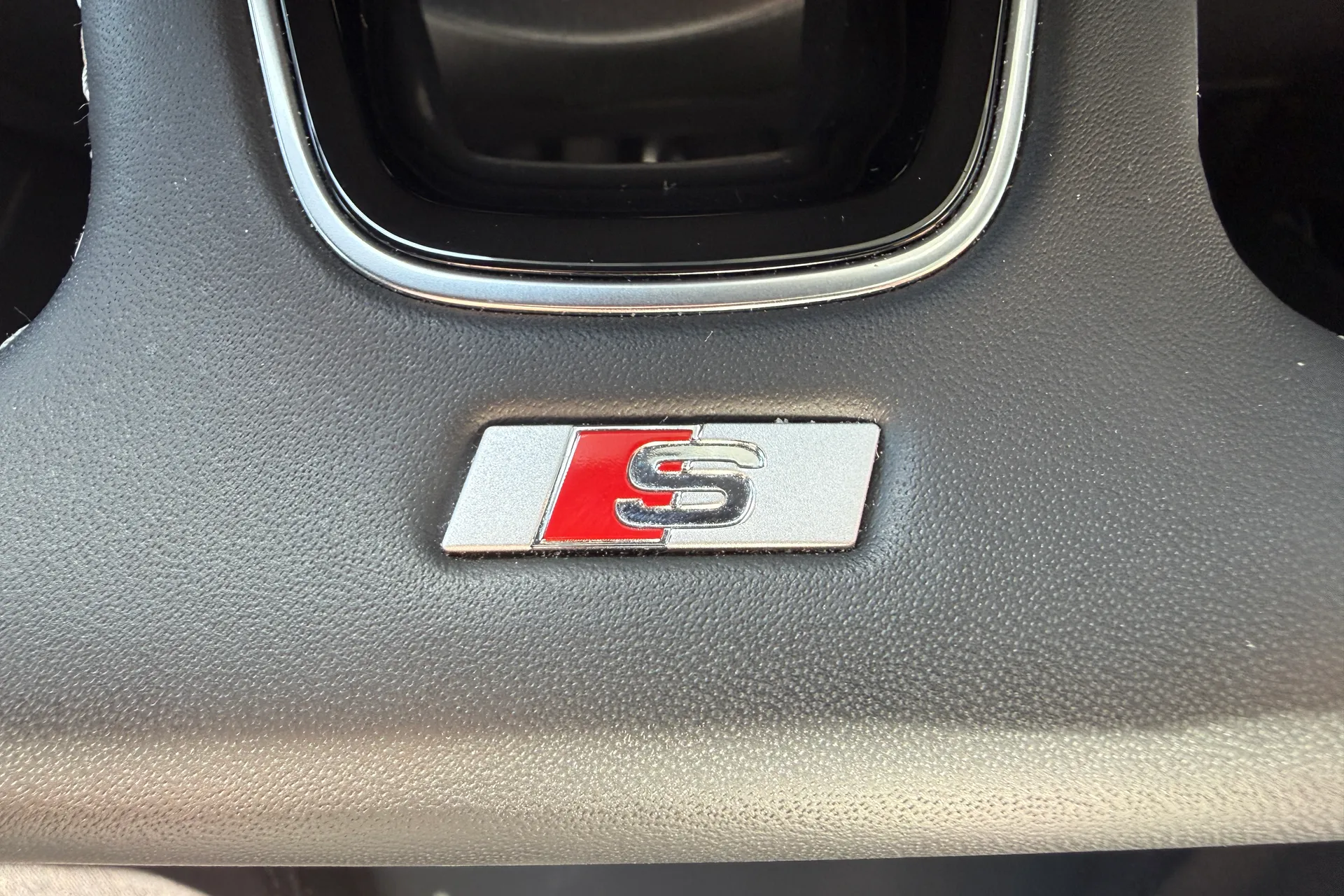 Audi A3 thumbnail image number 28
