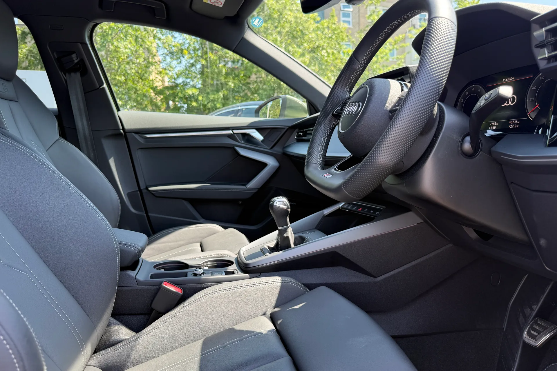 Audi A3 thumbnail image number 9