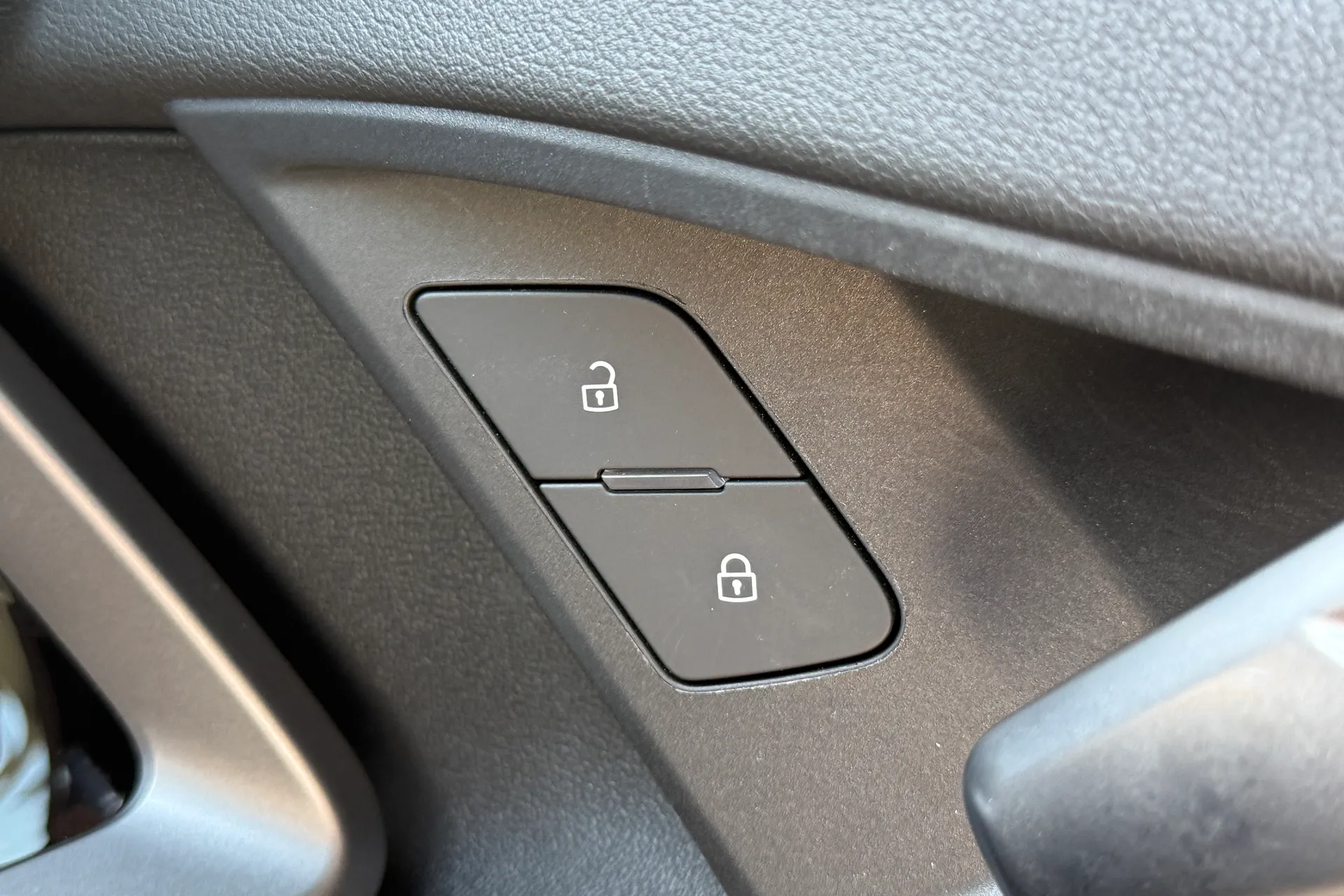 Audi A3 thumbnail image number 32