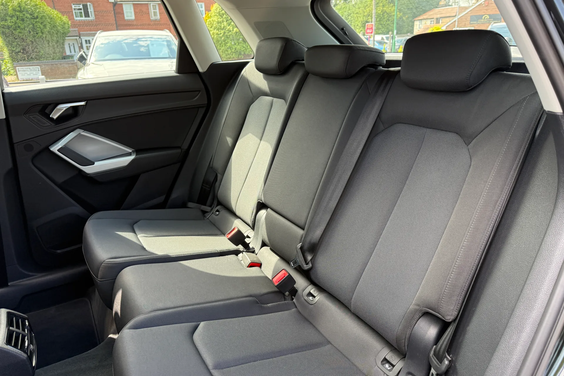 Audi Q3 thumbnail image number 41