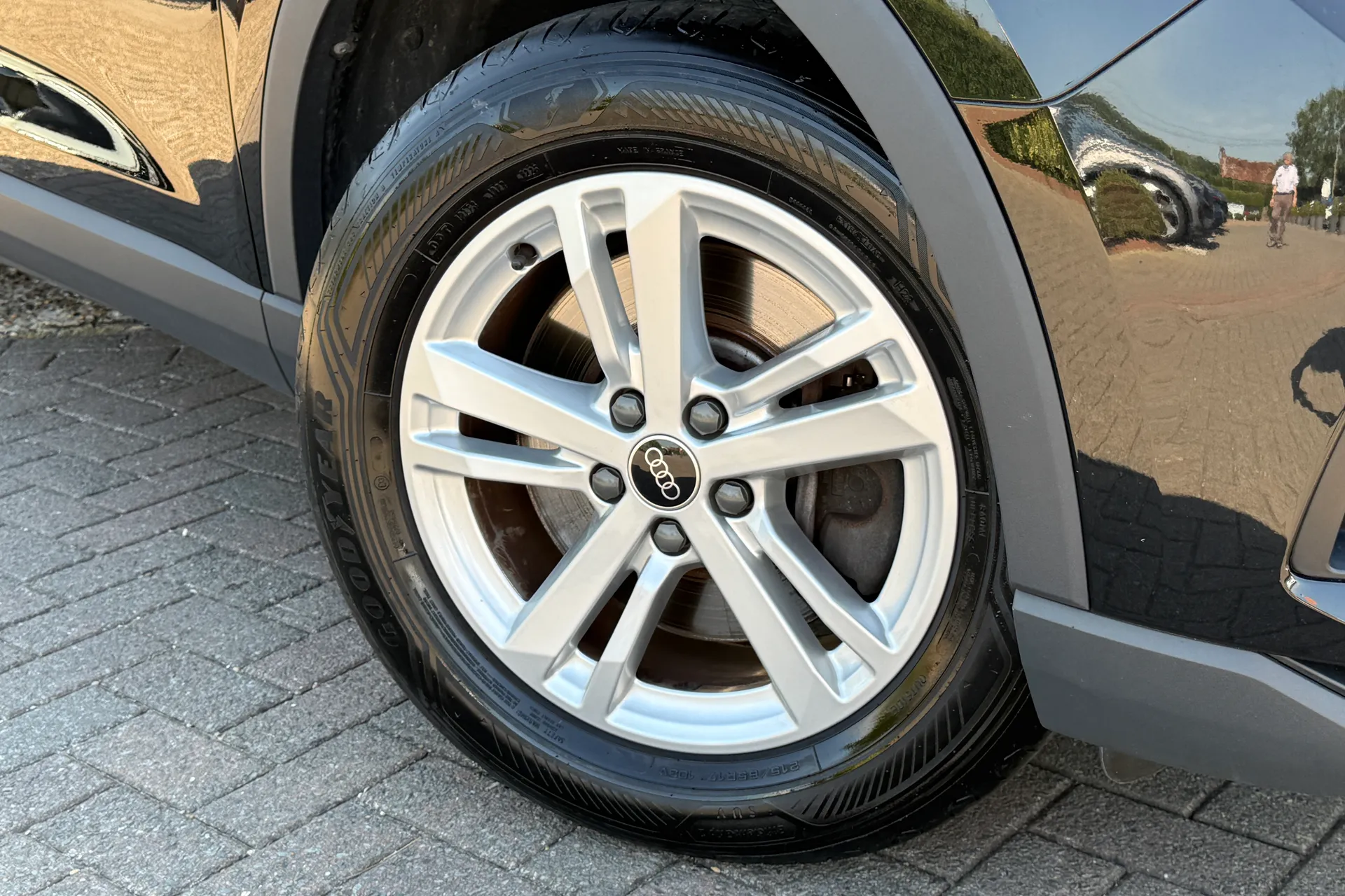 Audi Q3 thumbnail image number 7