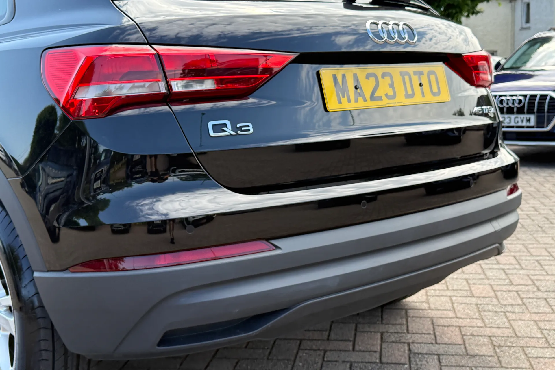 Audi Q3 thumbnail image number 48