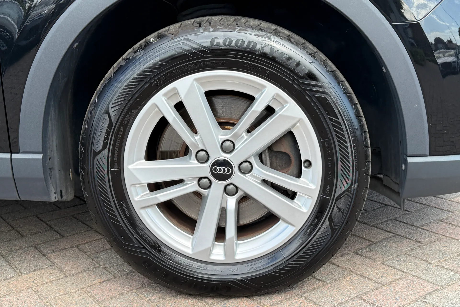 Audi Q3 thumbnail image number 45