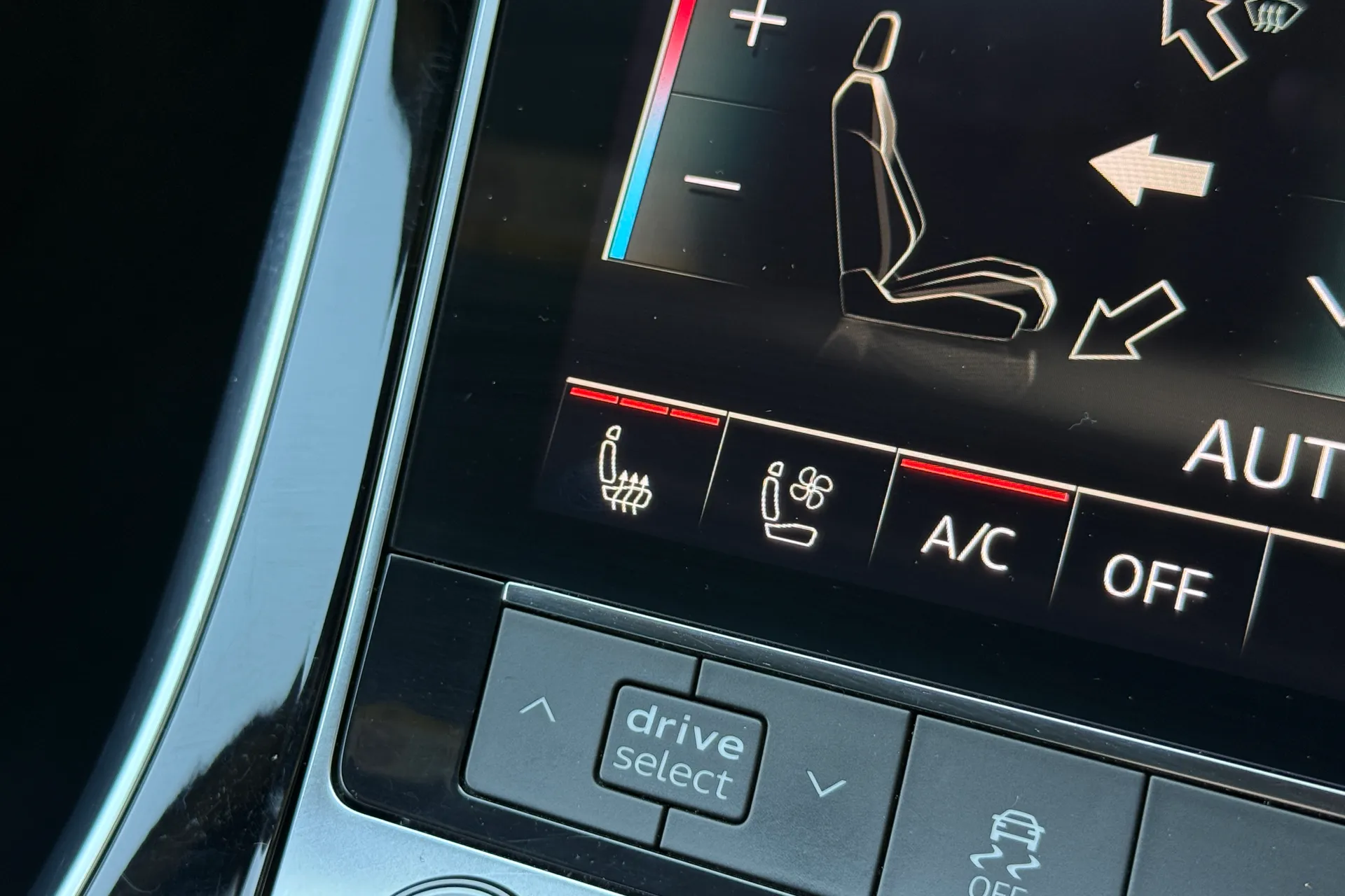 Audi Q7 thumbnail image number 7