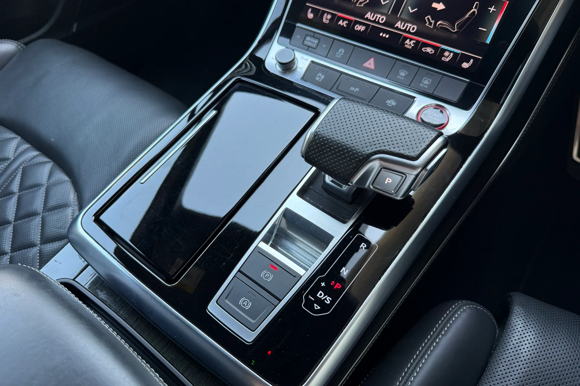 Audi Q7 thumbnail image number 19