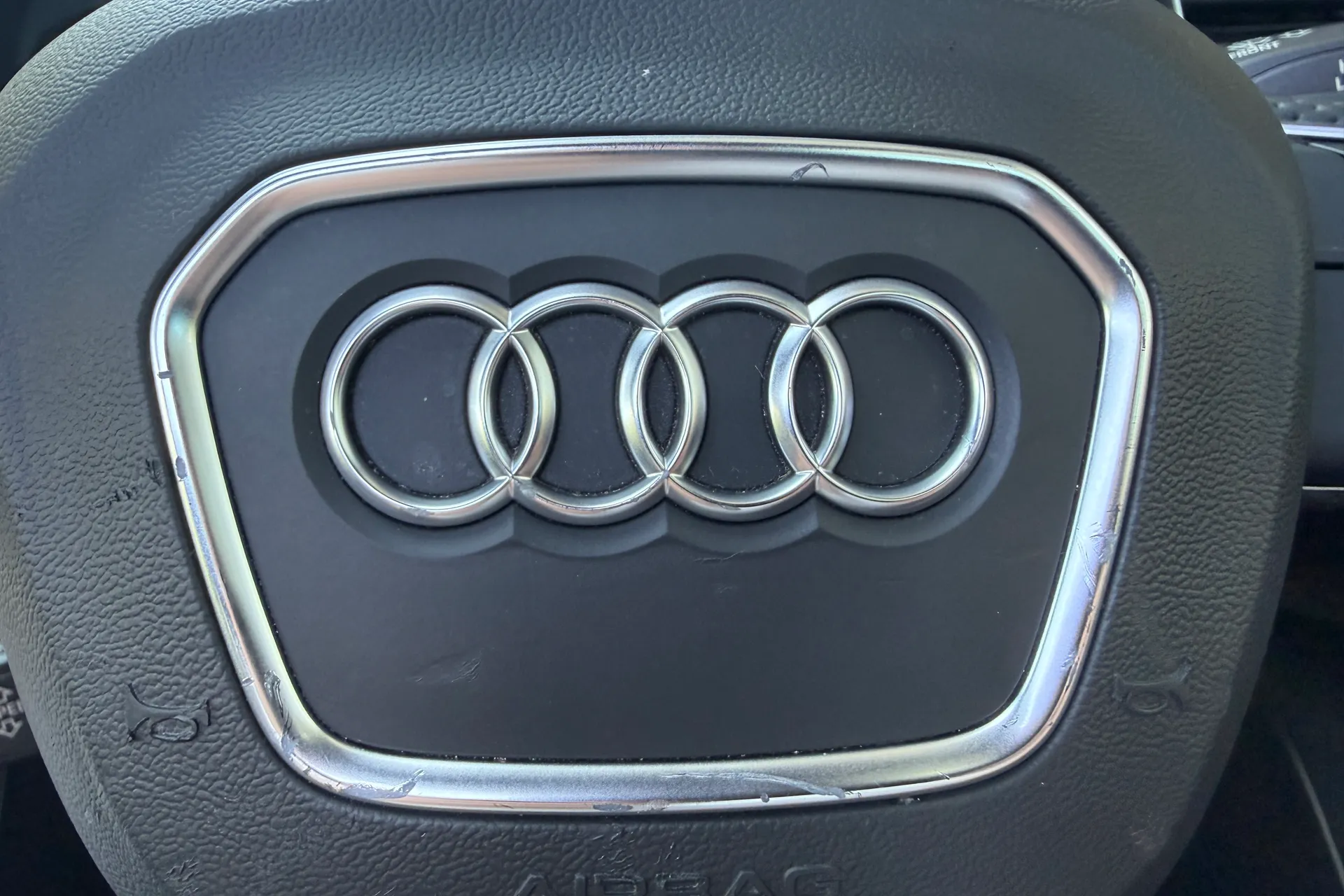 Audi Q7 thumbnail image number 27