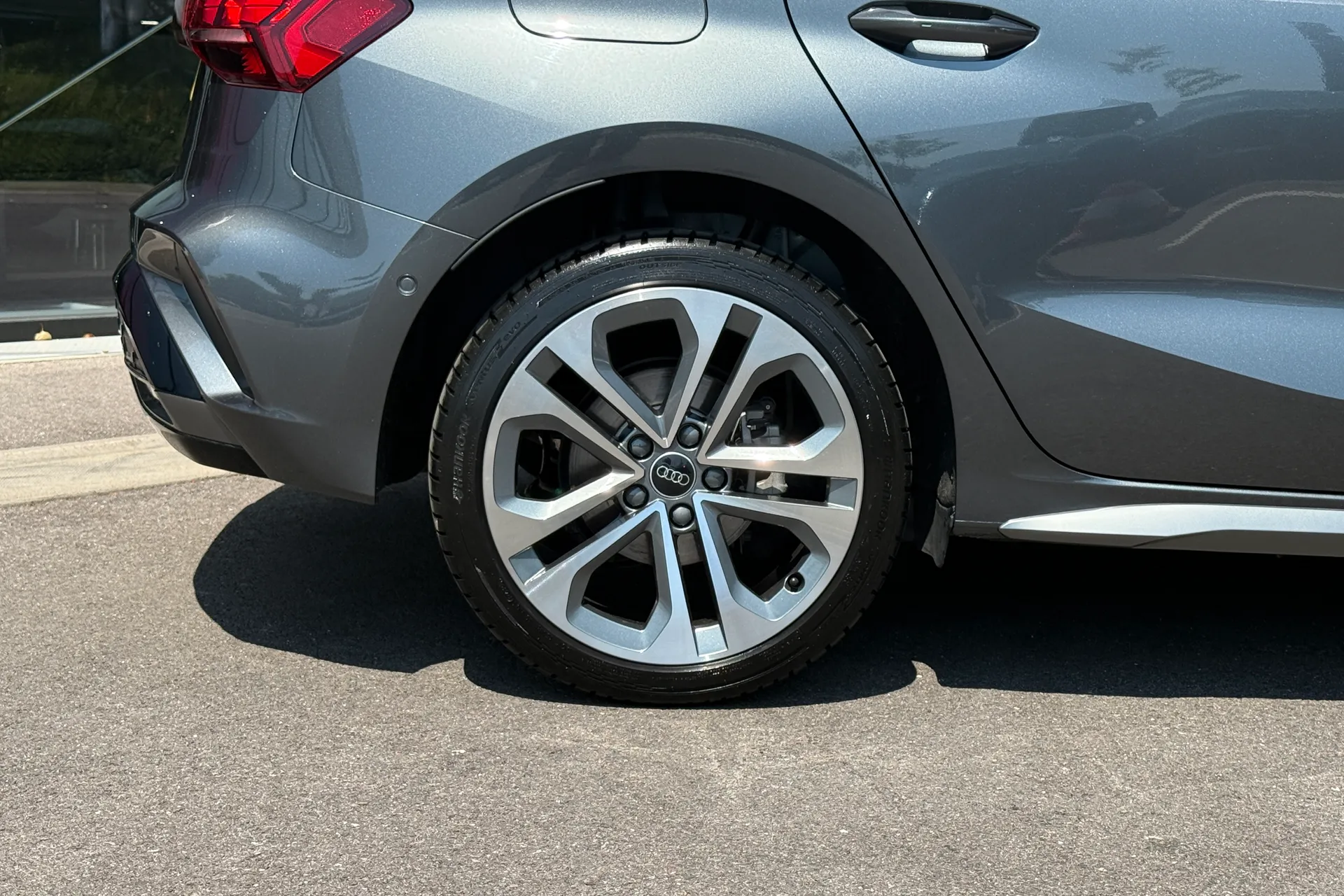 Audi A3 thumbnail image number 23