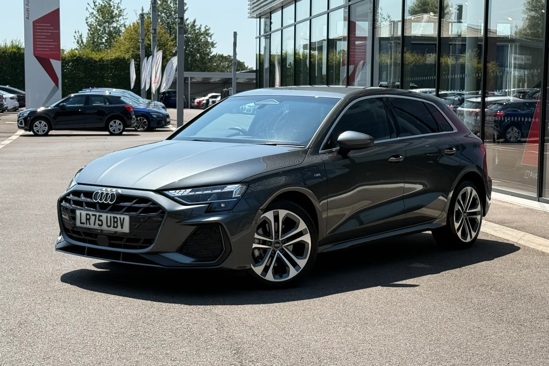 Audi A3 thumbnail image number 8