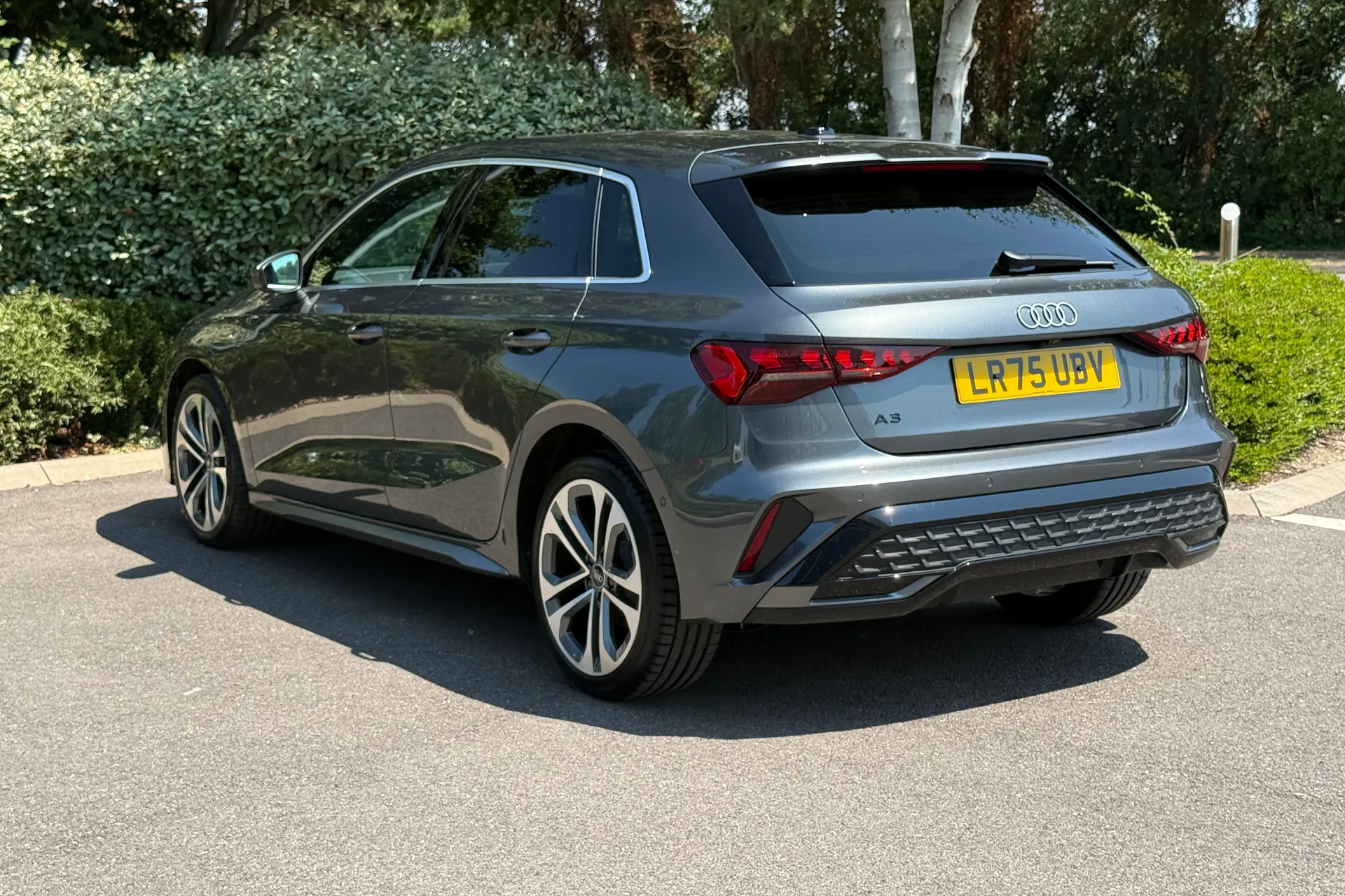 Audi A3 thumbnail image number 27