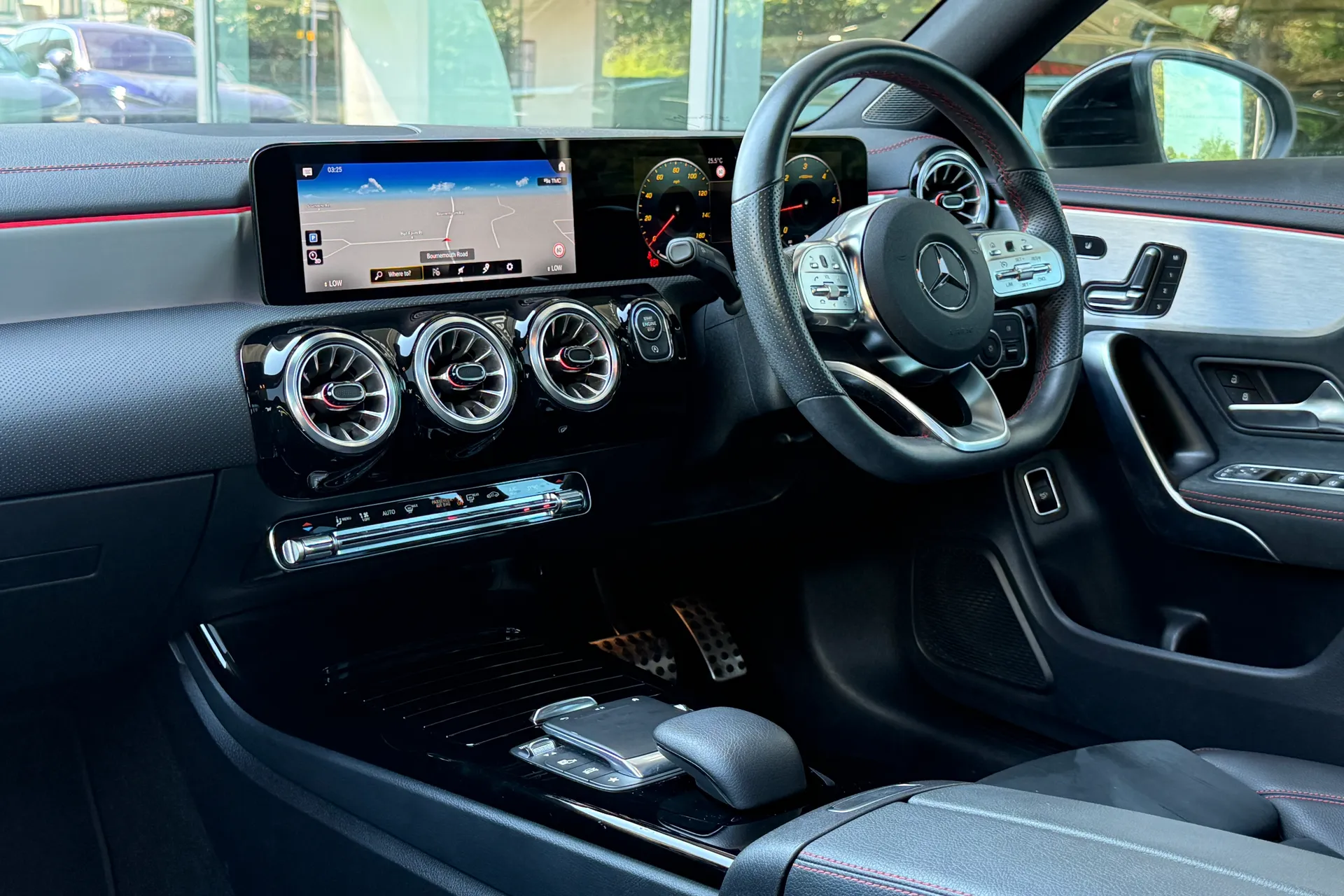 MERCEDES-BENZ CLA thumbnail image number 45