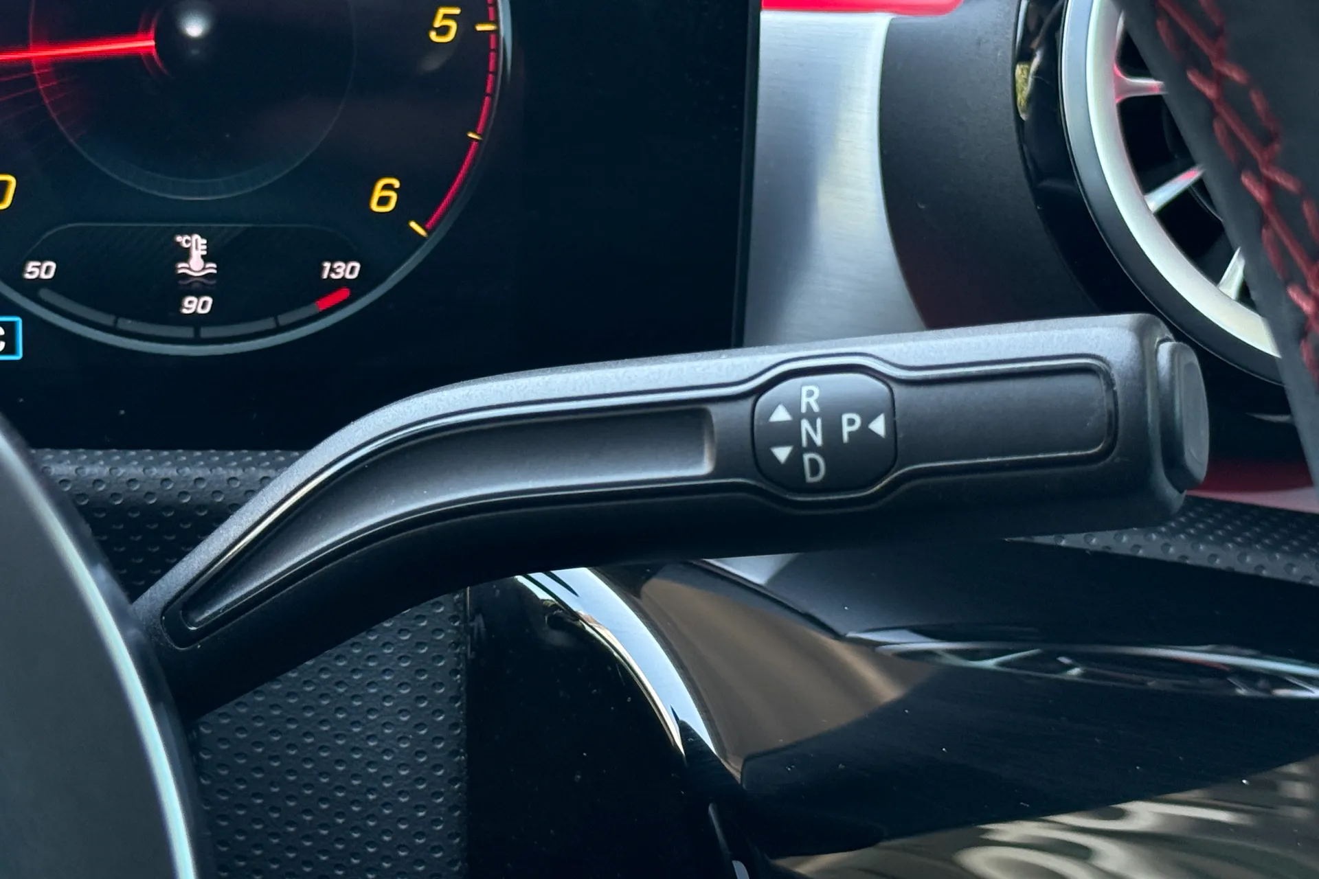 MERCEDES-BENZ CLA thumbnail image number 16
