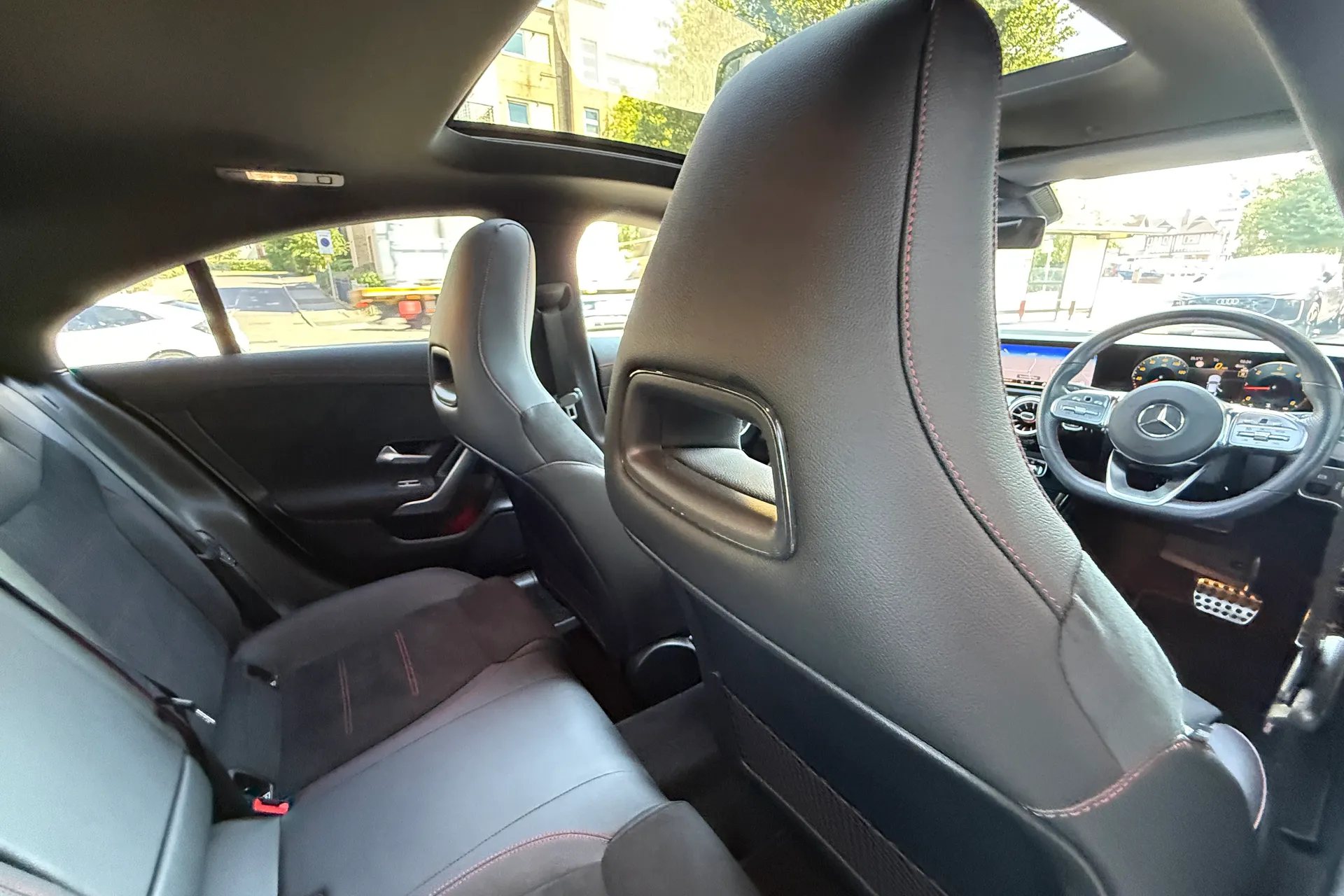 MERCEDES-BENZ CLA thumbnail image number 35