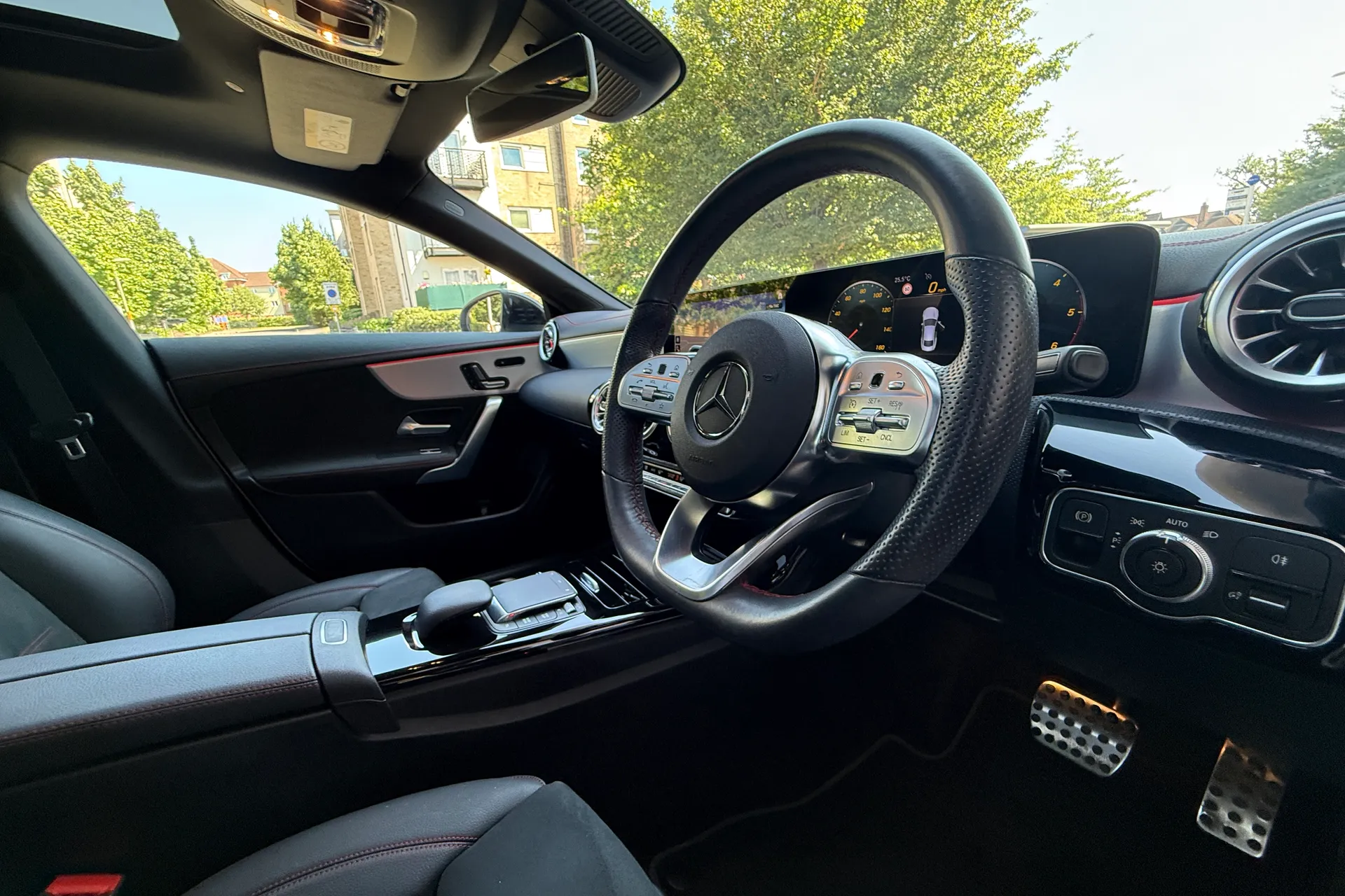 MERCEDES-BENZ CLA thumbnail image number 10