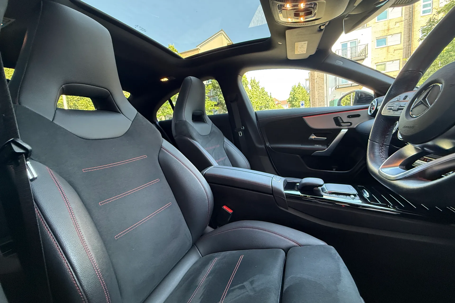 MERCEDES-BENZ CLA thumbnail image number 30