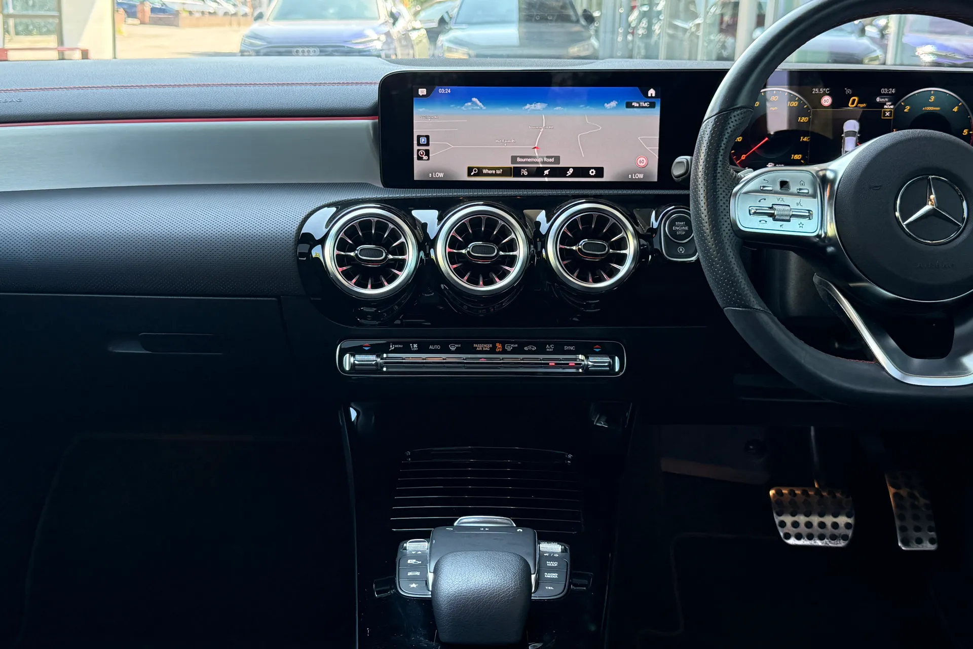 MERCEDES-BENZ CLA thumbnail image number 36