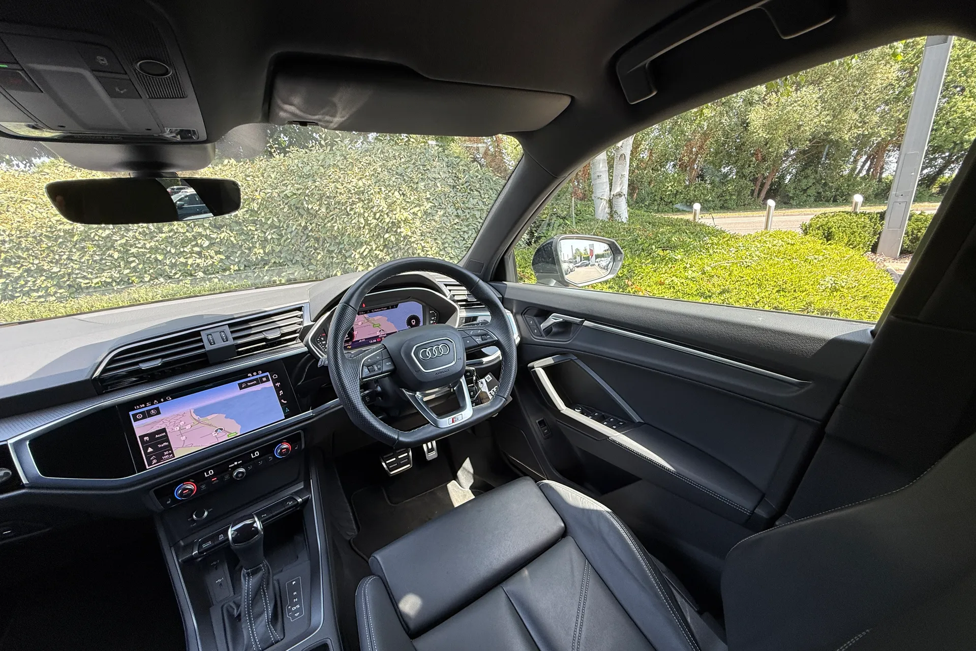 Audi Q3 thumbnail image number 52