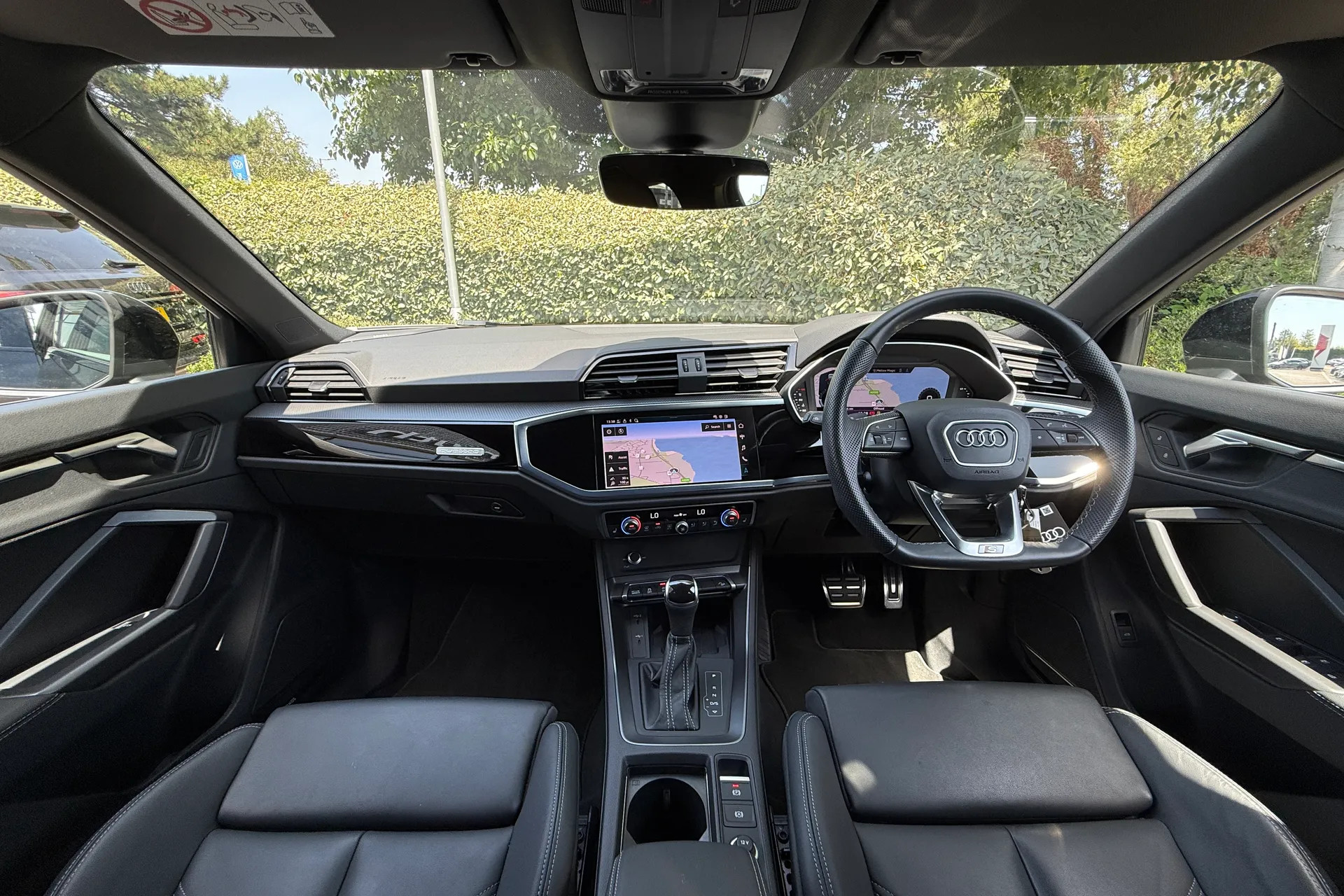 Audi Q3 thumbnail image number 5
