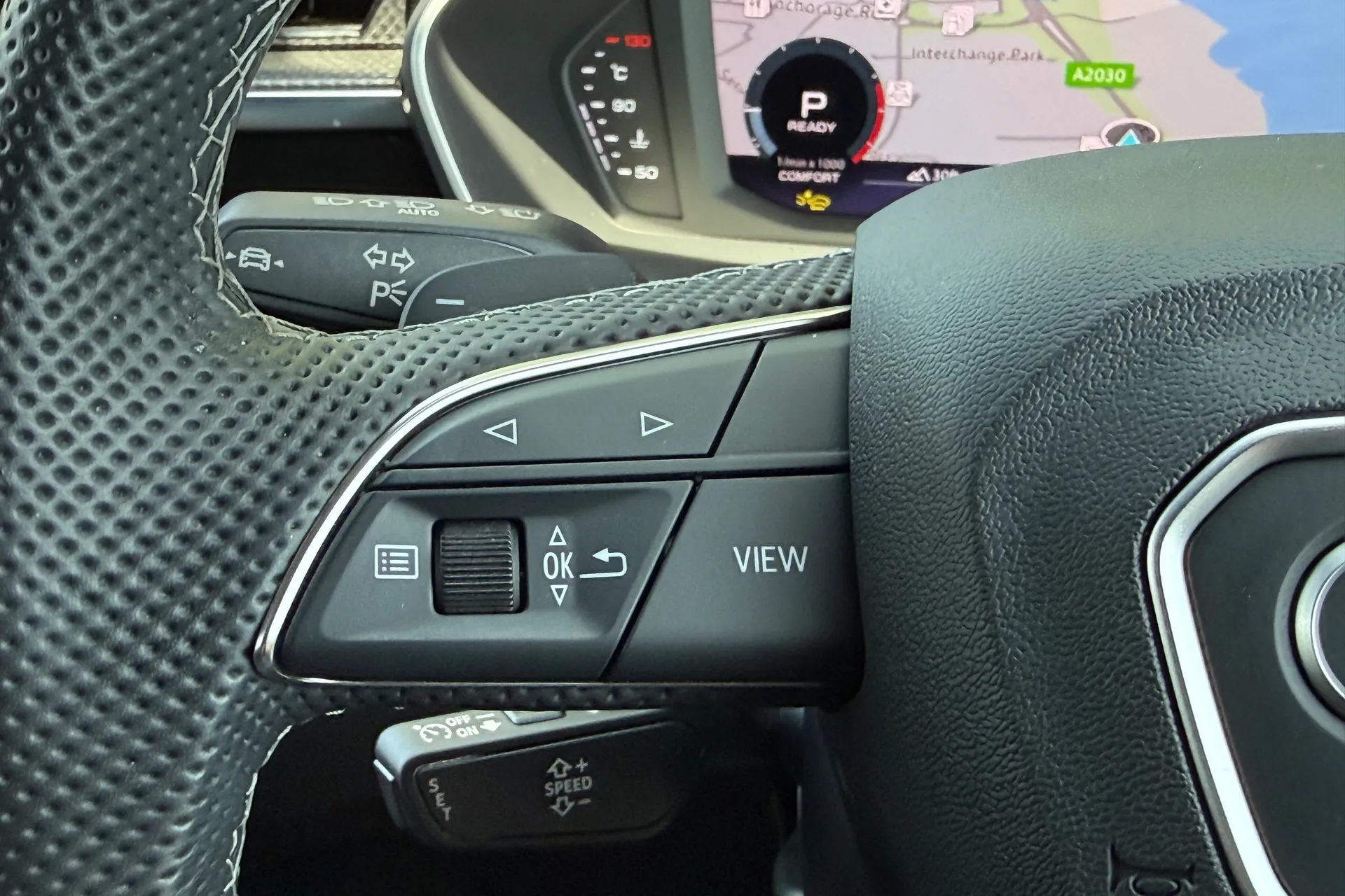 Audi Q3 thumbnail image number 44